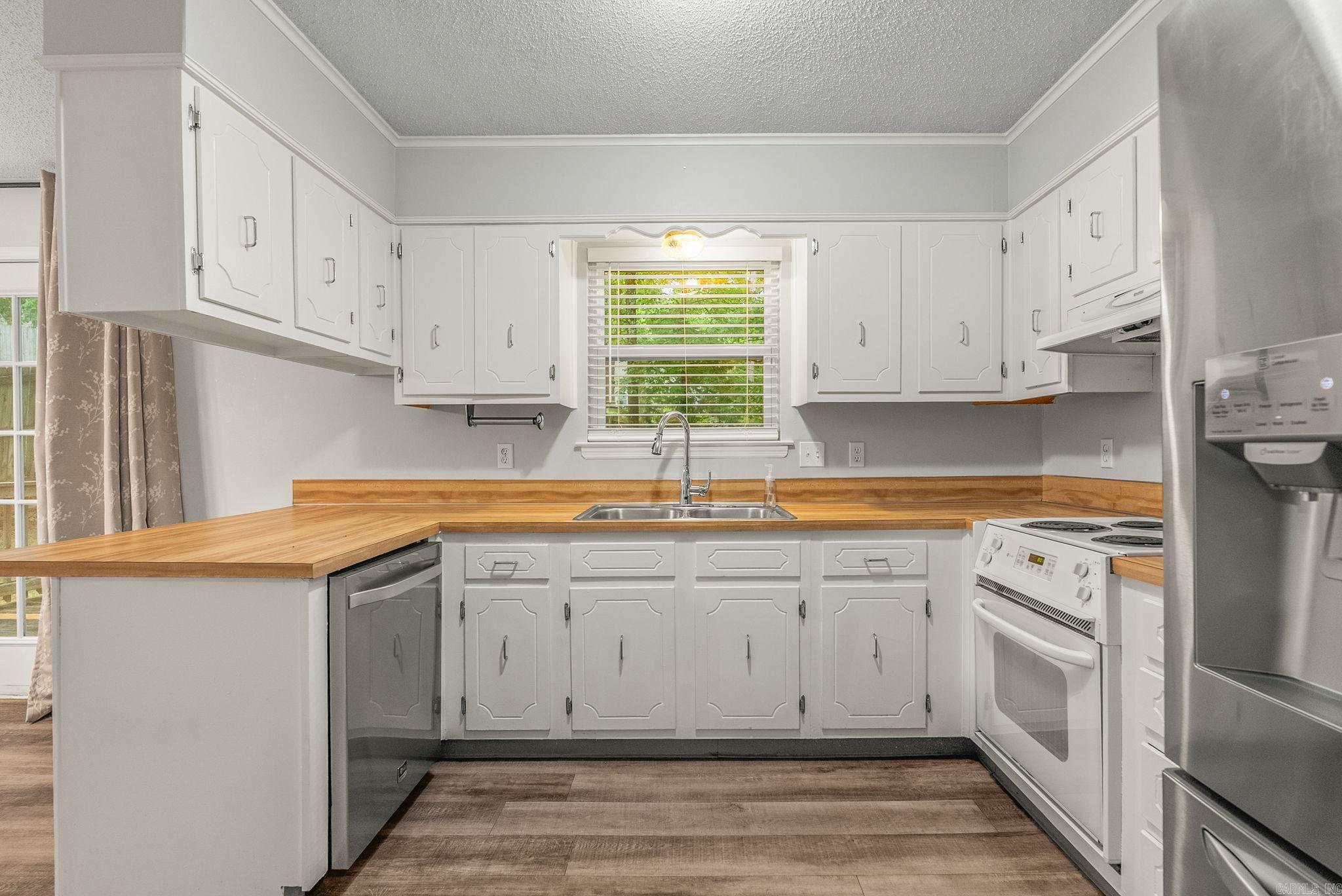 9 Flourite  Little Rock, AR