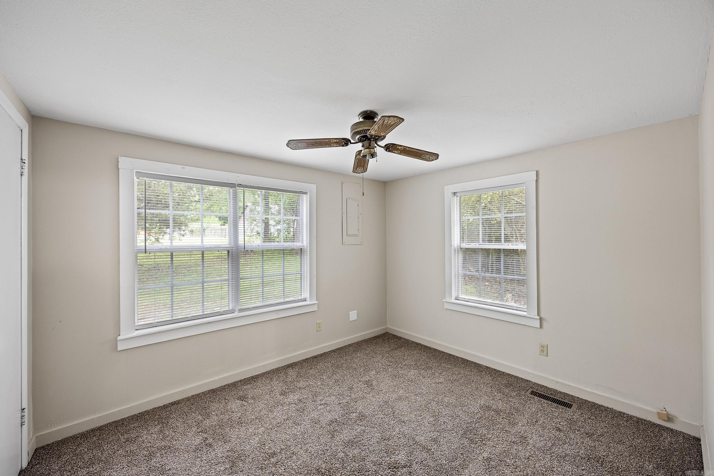 805 Ray  Clarksville, AR