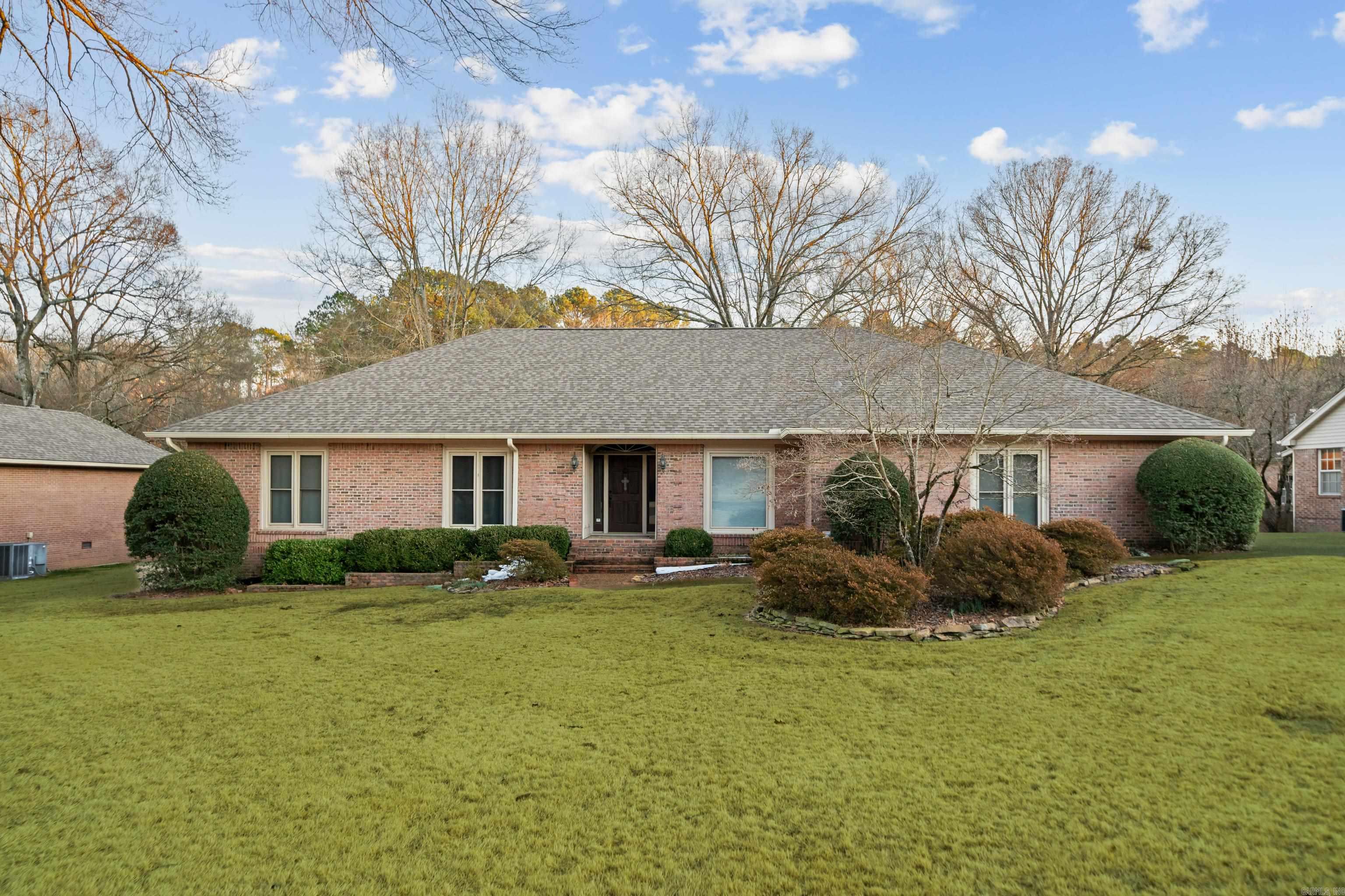 304 Quail Creek  Hot Springs, AR