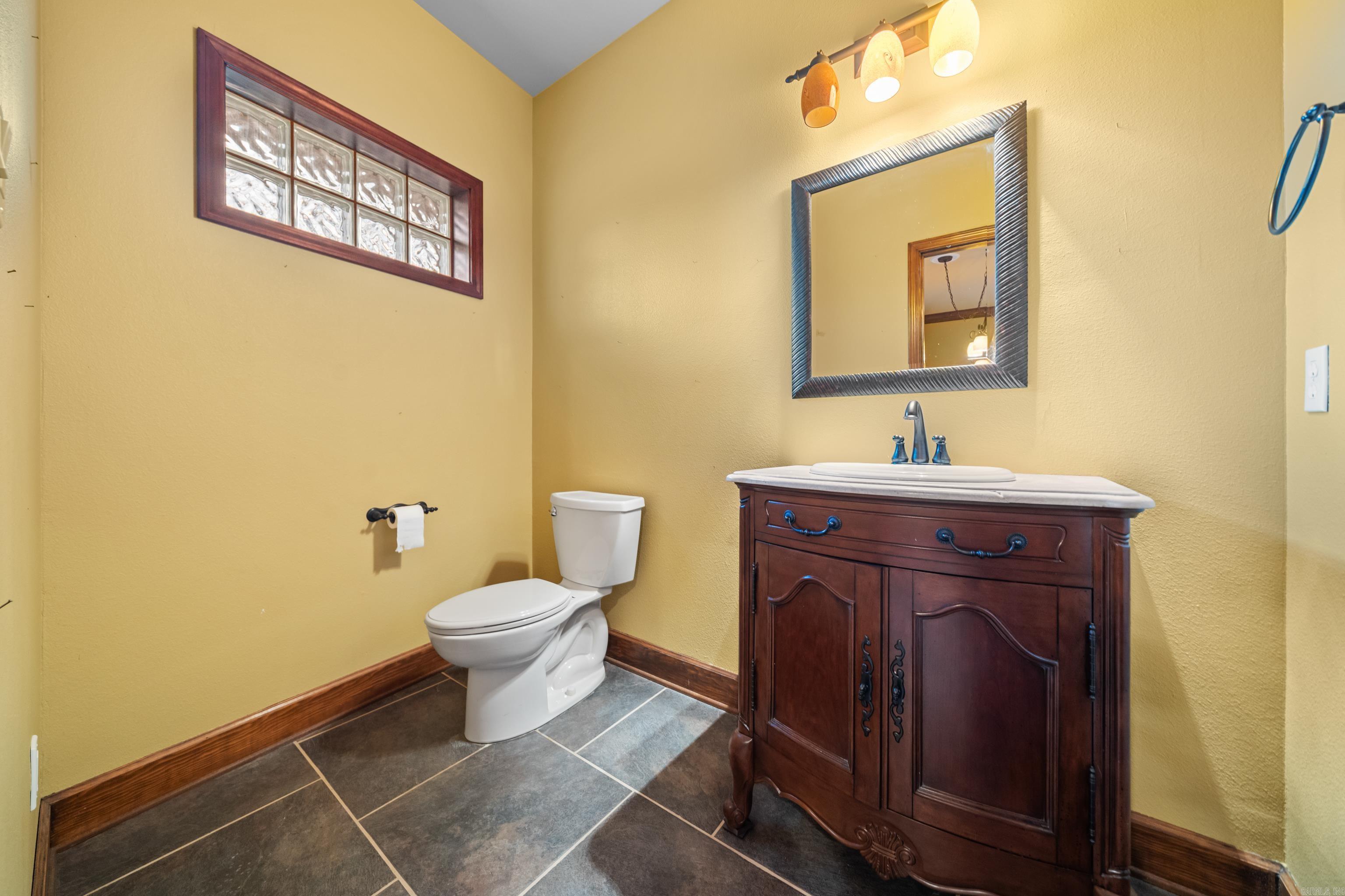 304 Quail Creek  Hot Springs, AR