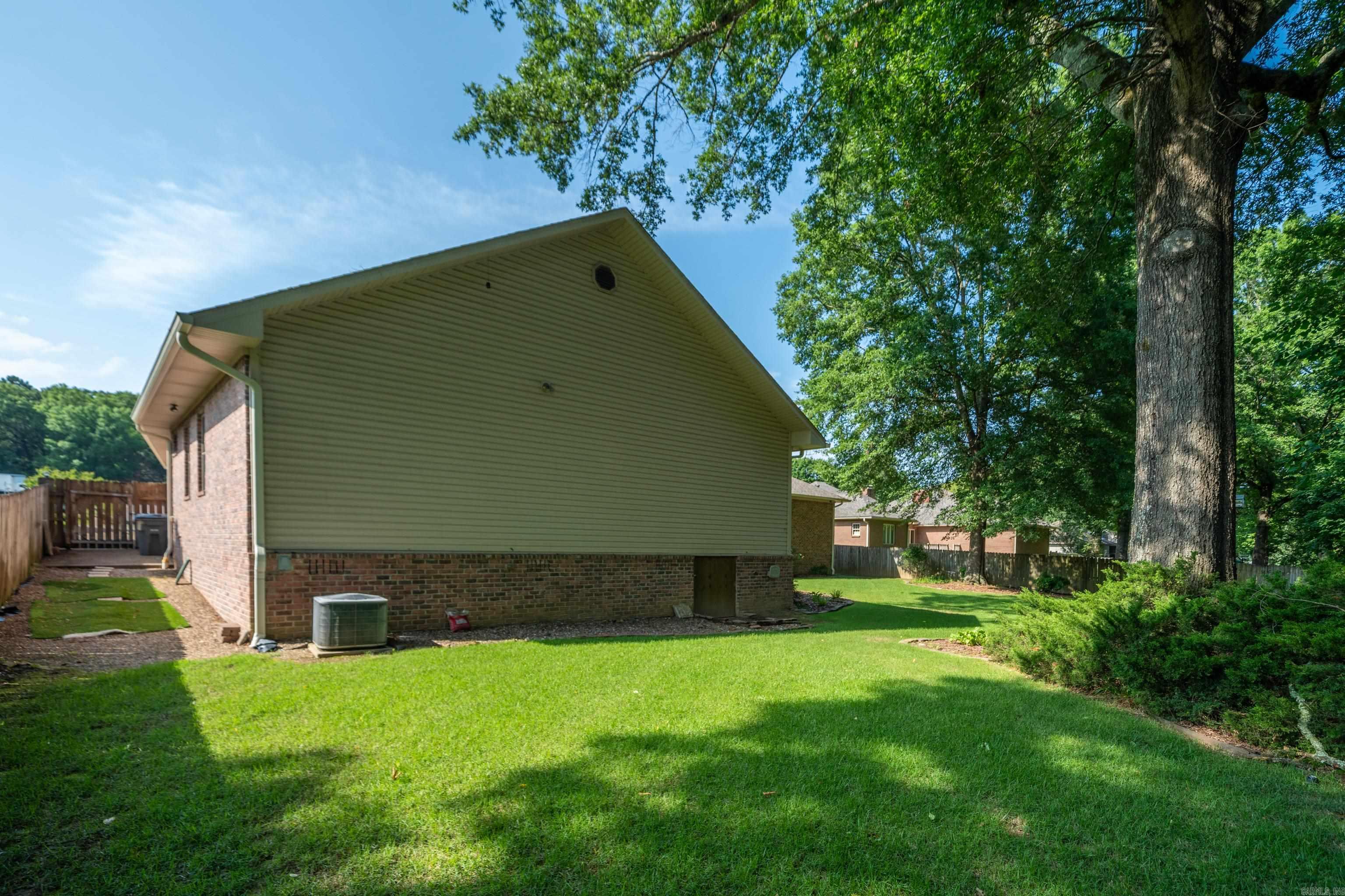 304 Quail Creek Hot Springs, AR 71901