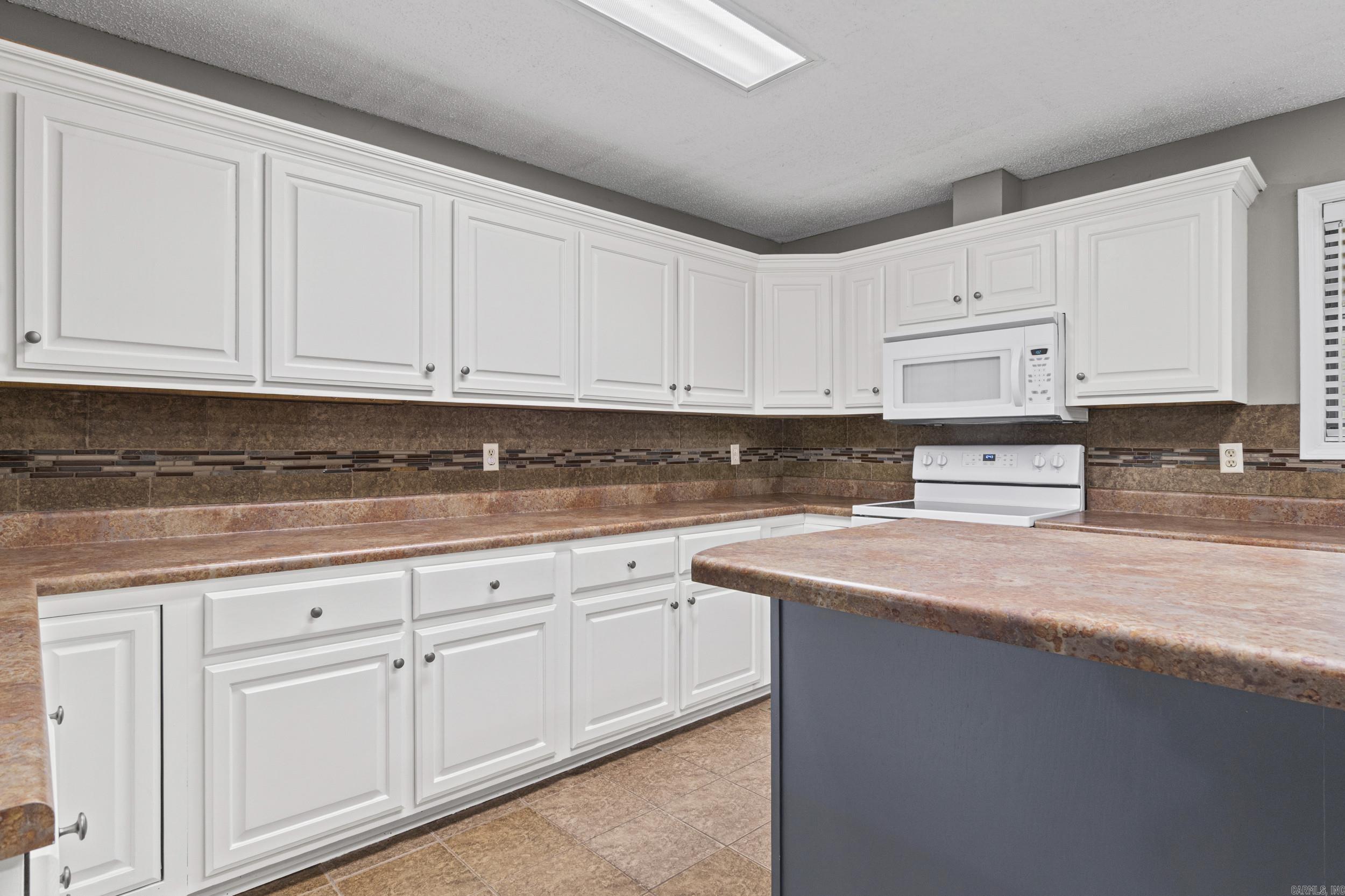 540 County Road 303  Cherry Valley, AR