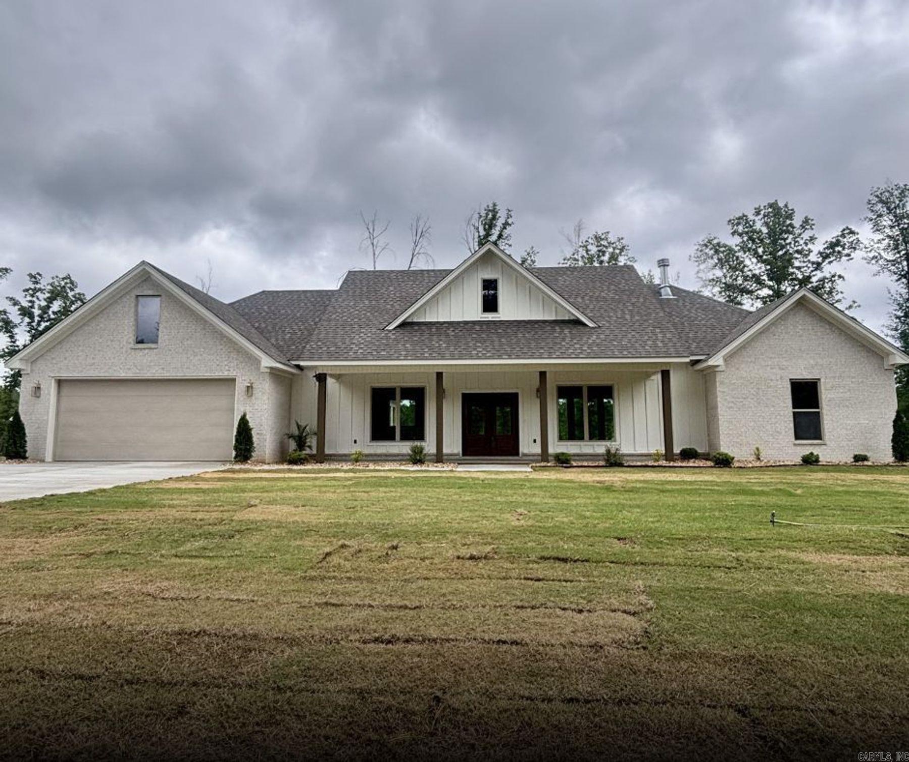 6762 N Detonti Road  Bauxite, AR