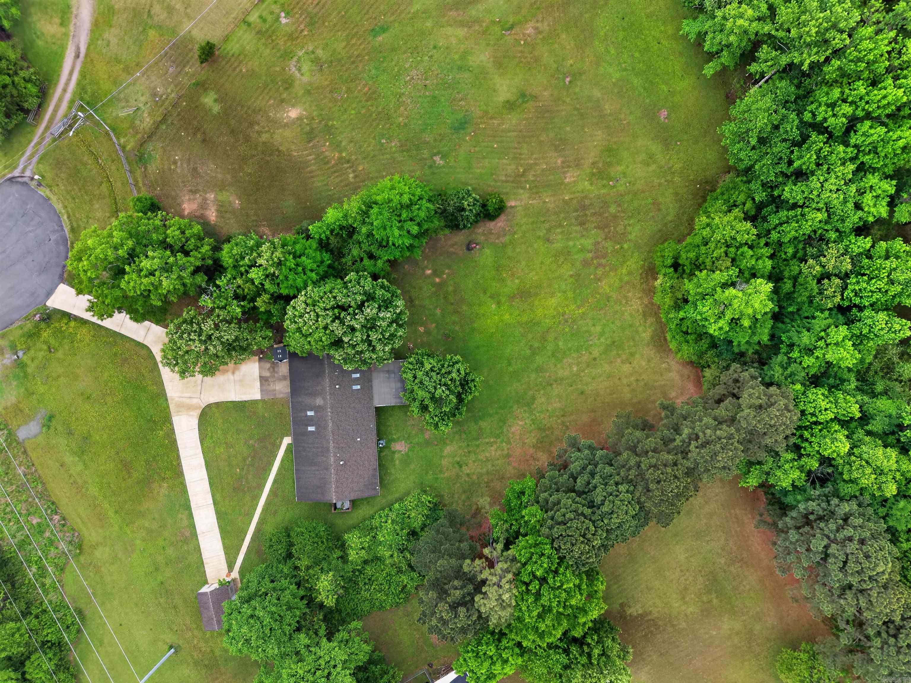 121 Rolling Meadows  Austin, AR