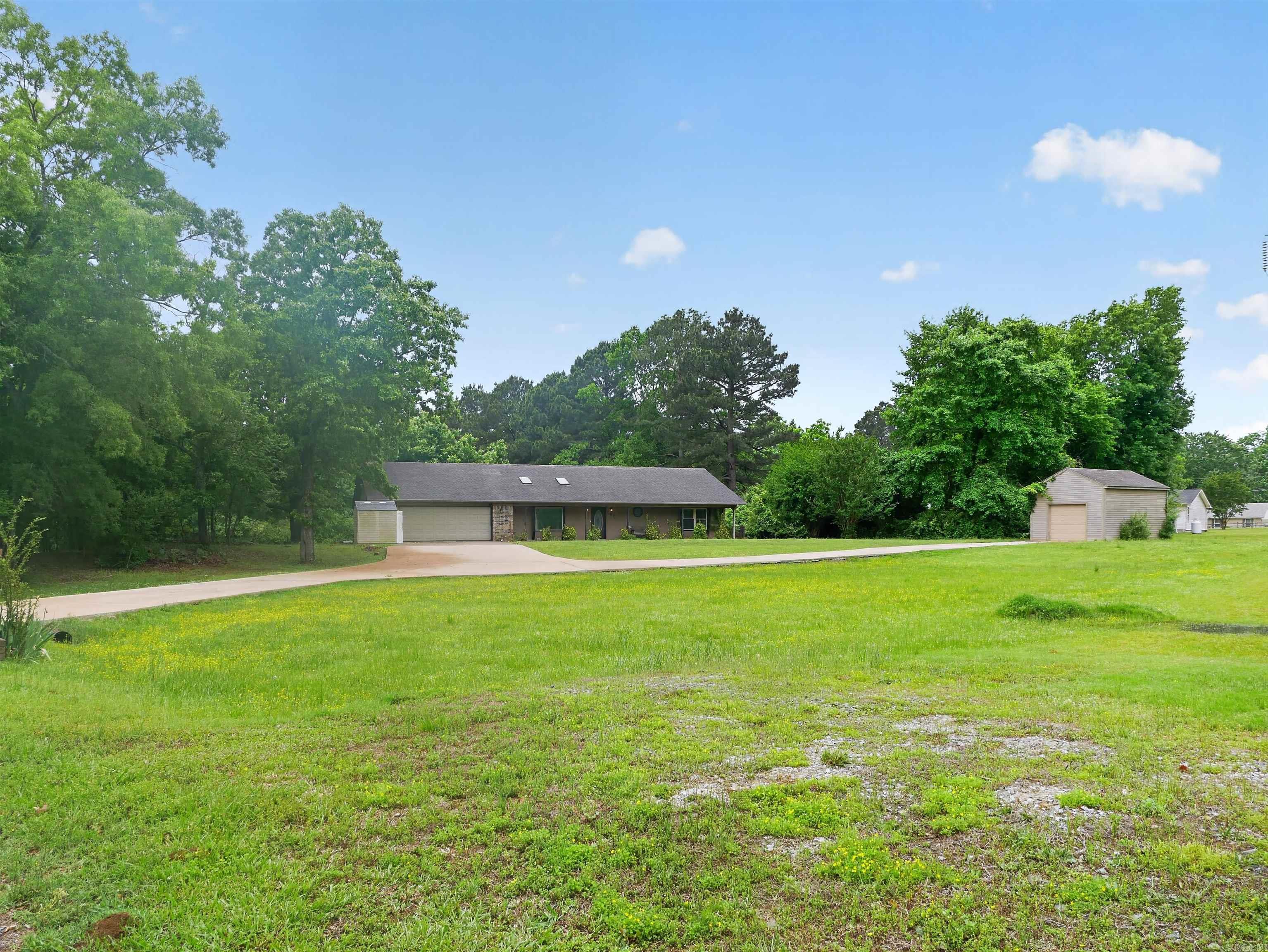 121 Rolling Meadows  Austin, AR
