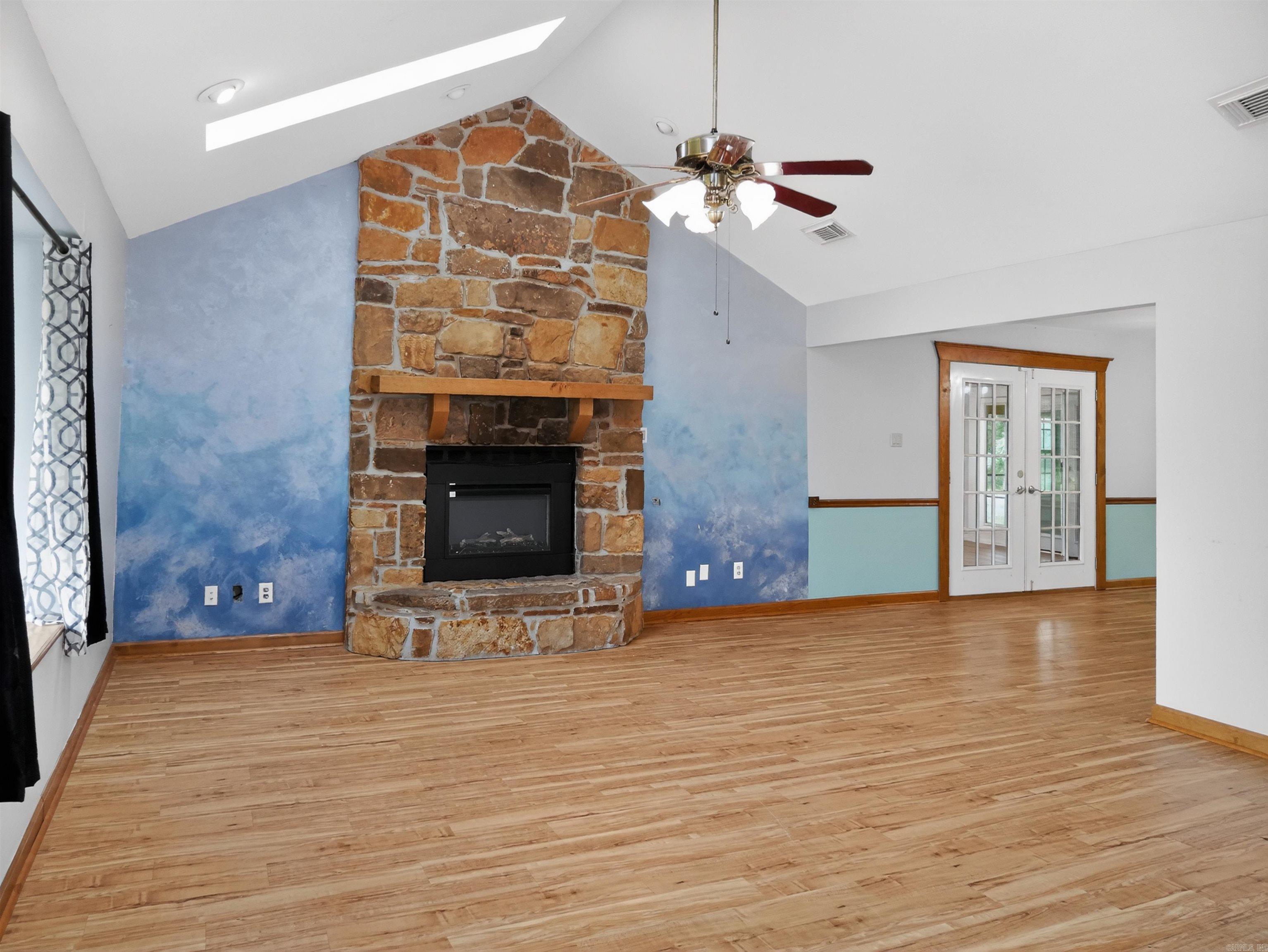 121 Rolling Meadows  Austin, AR