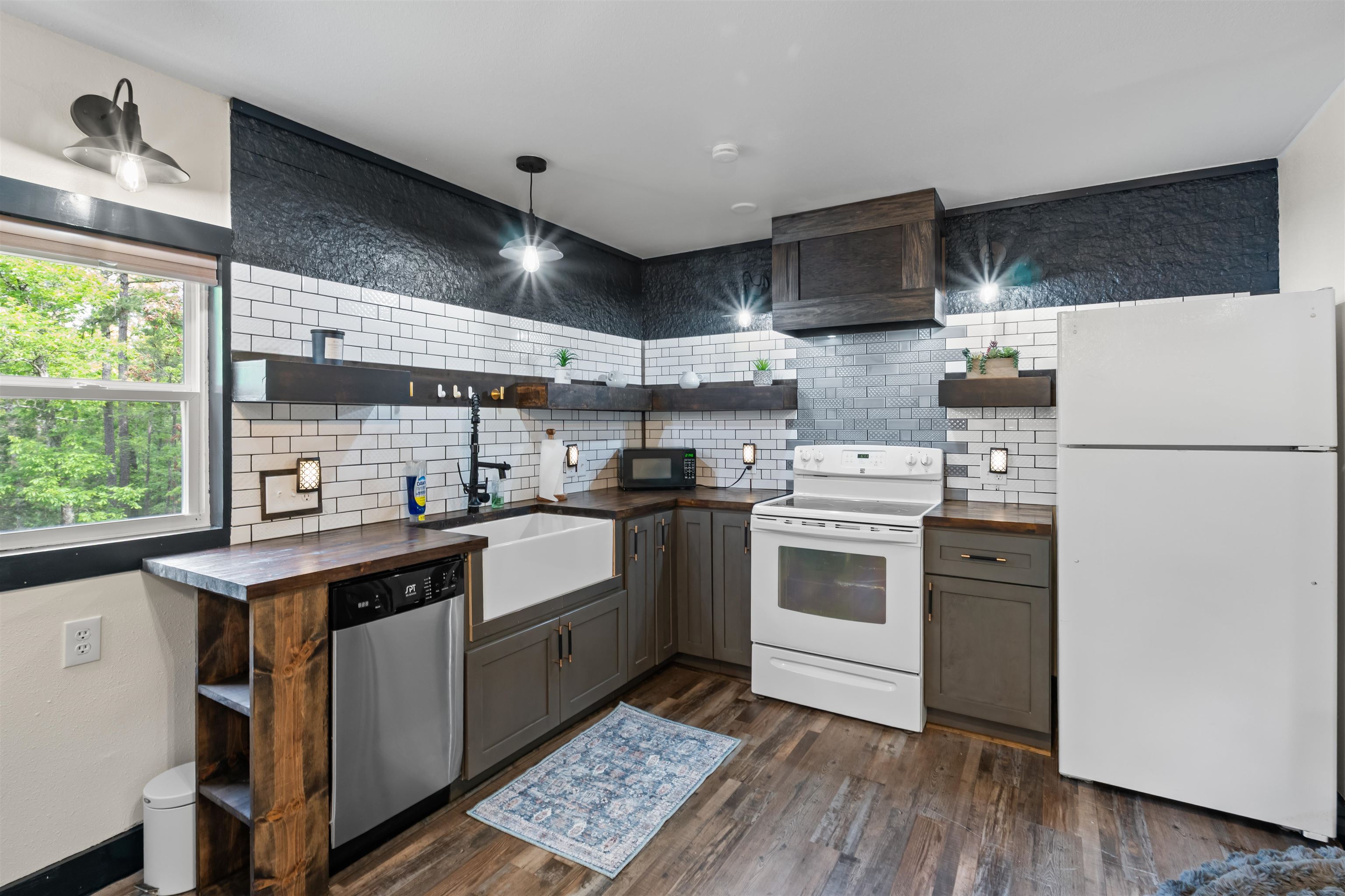 500 Chapel Hill Loop  Brockwell, AR