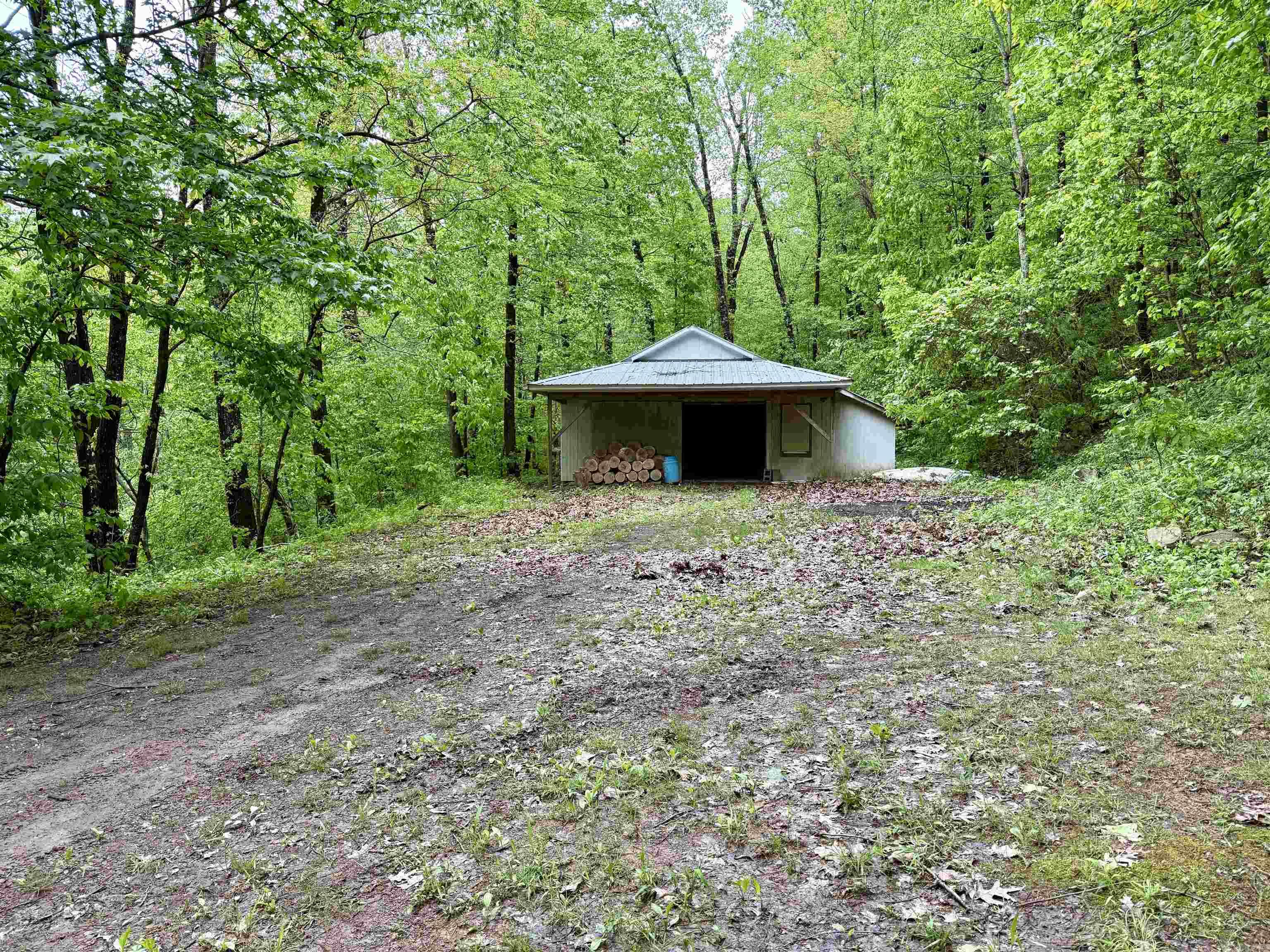 5800 White Oak Mountain Road Hector, AR 72843