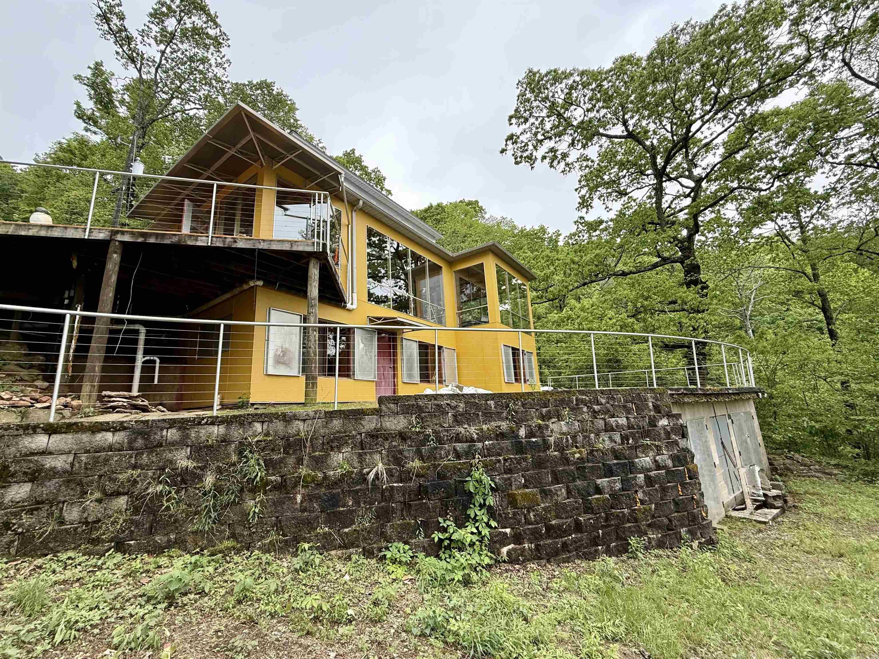 5800 White Oak Mountain Road Hector, AR 72843