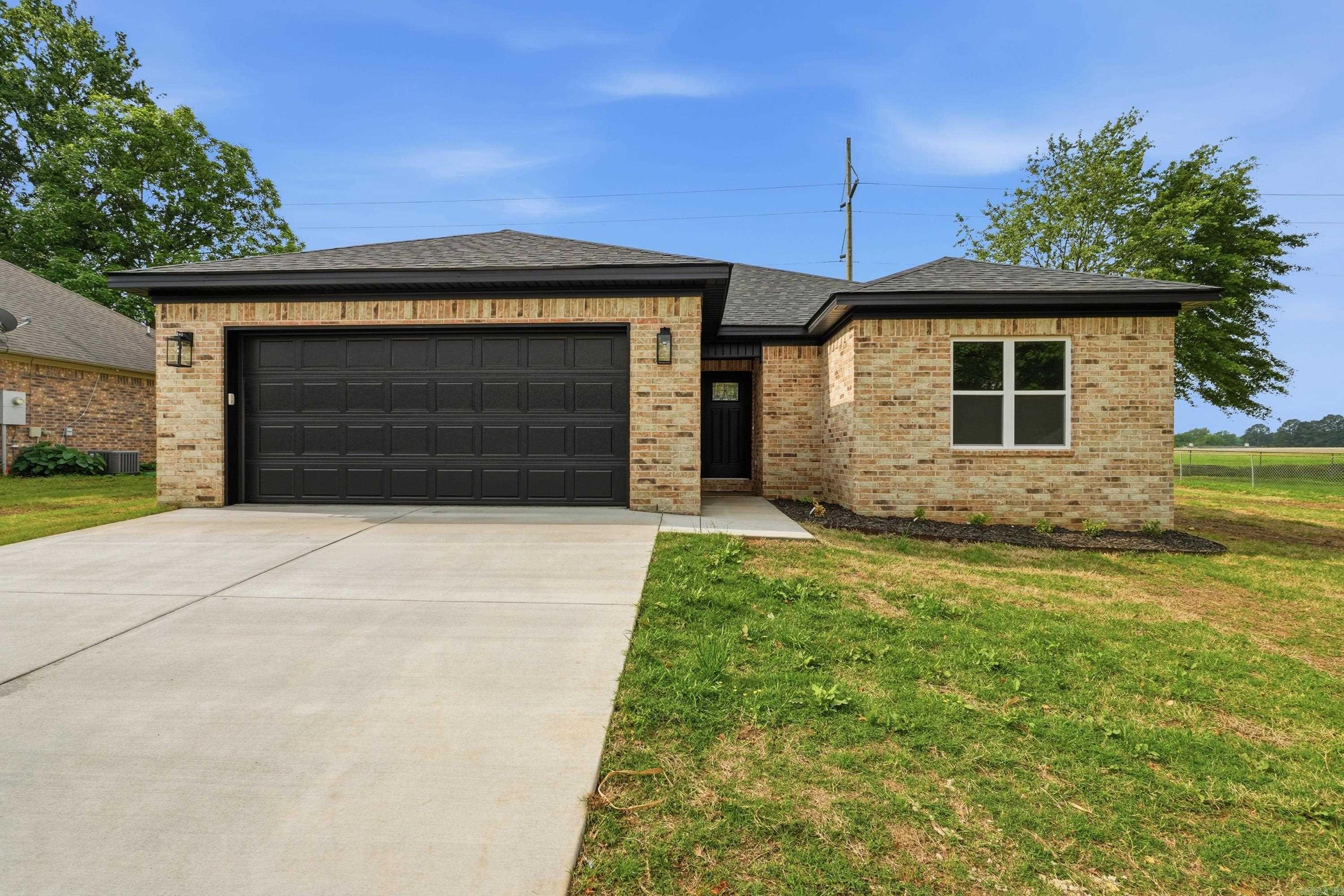 106 Parkway  Morrilton, AR