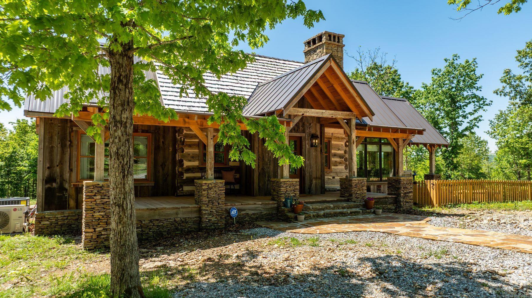 425 Barnhardt  Timbo, AR
