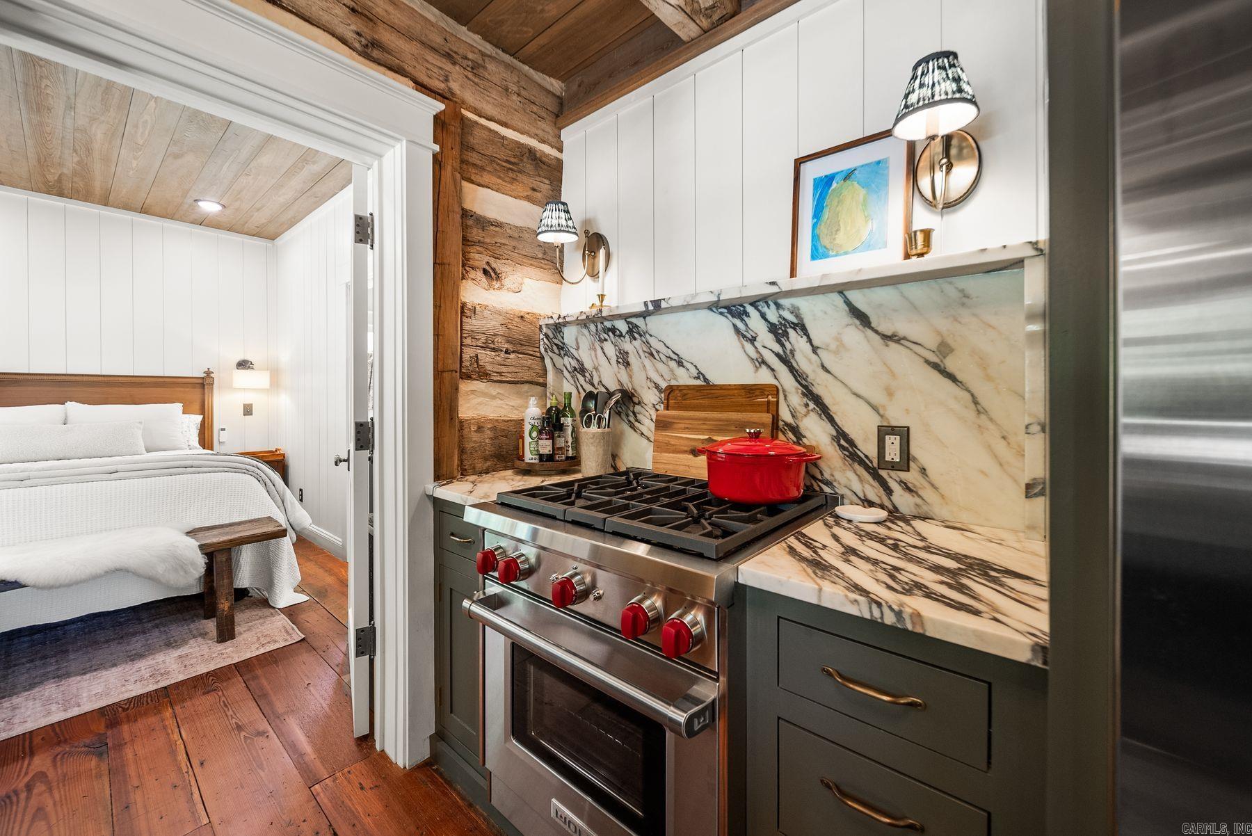 425 Barnhardt  Timbo, AR