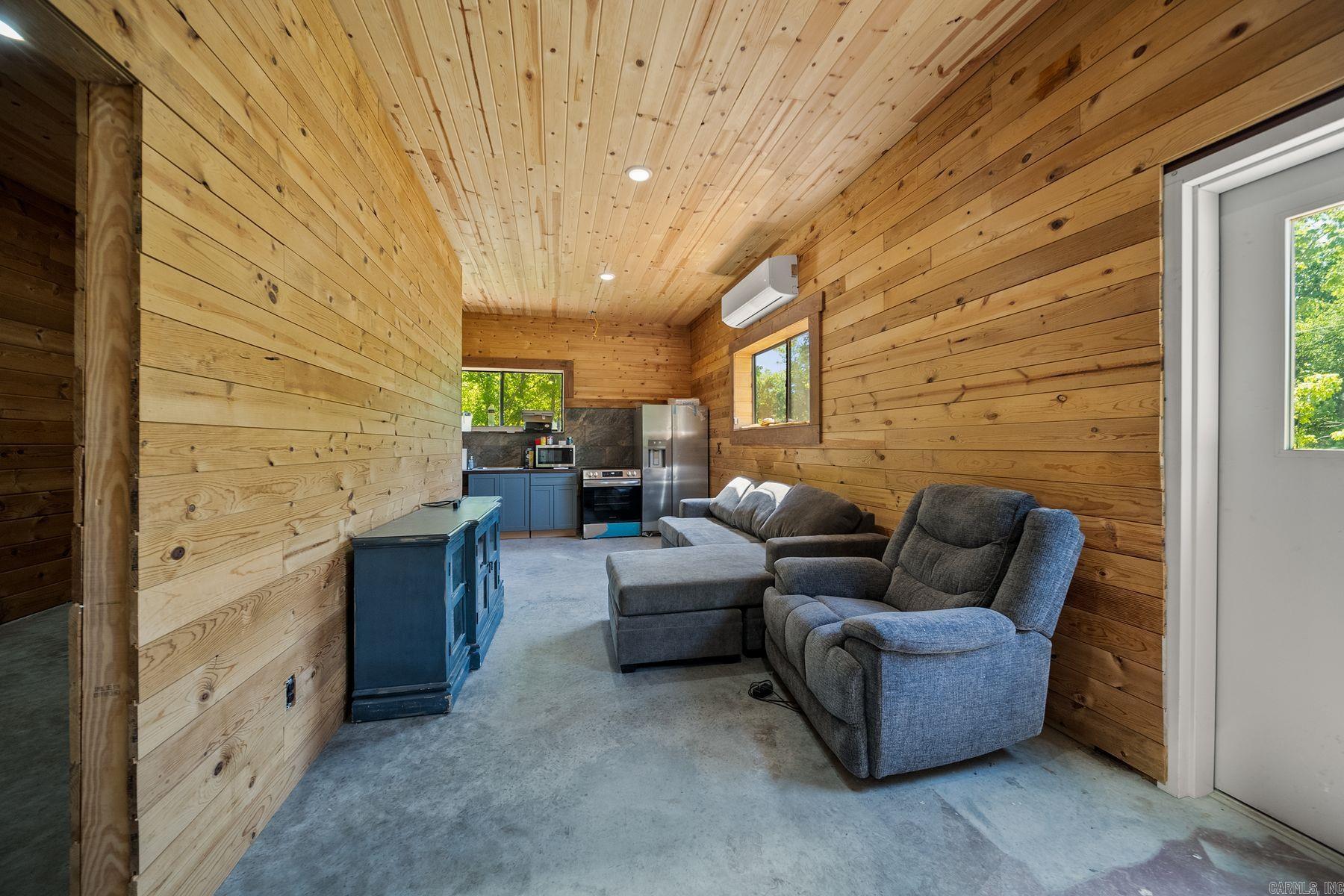 425 Barnhardt  Timbo, AR