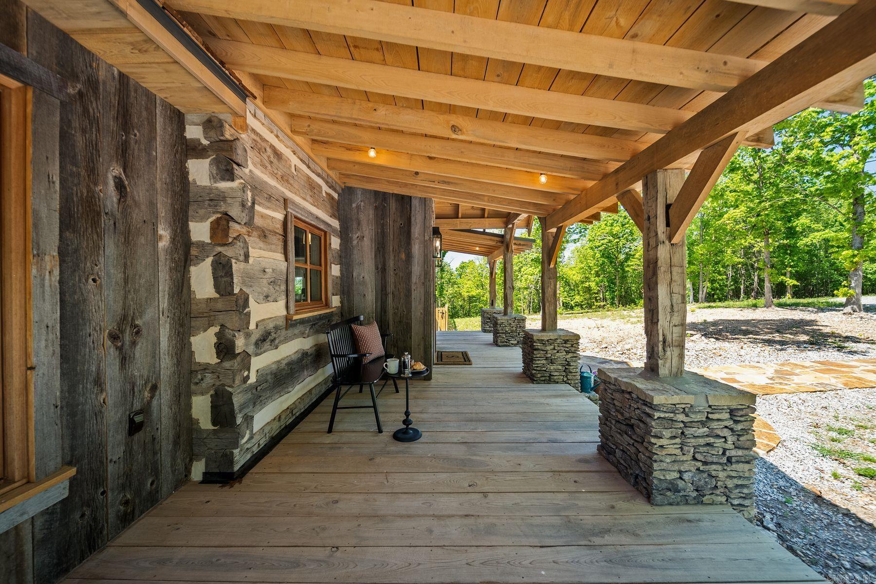 425 Barnhardt  Timbo, AR