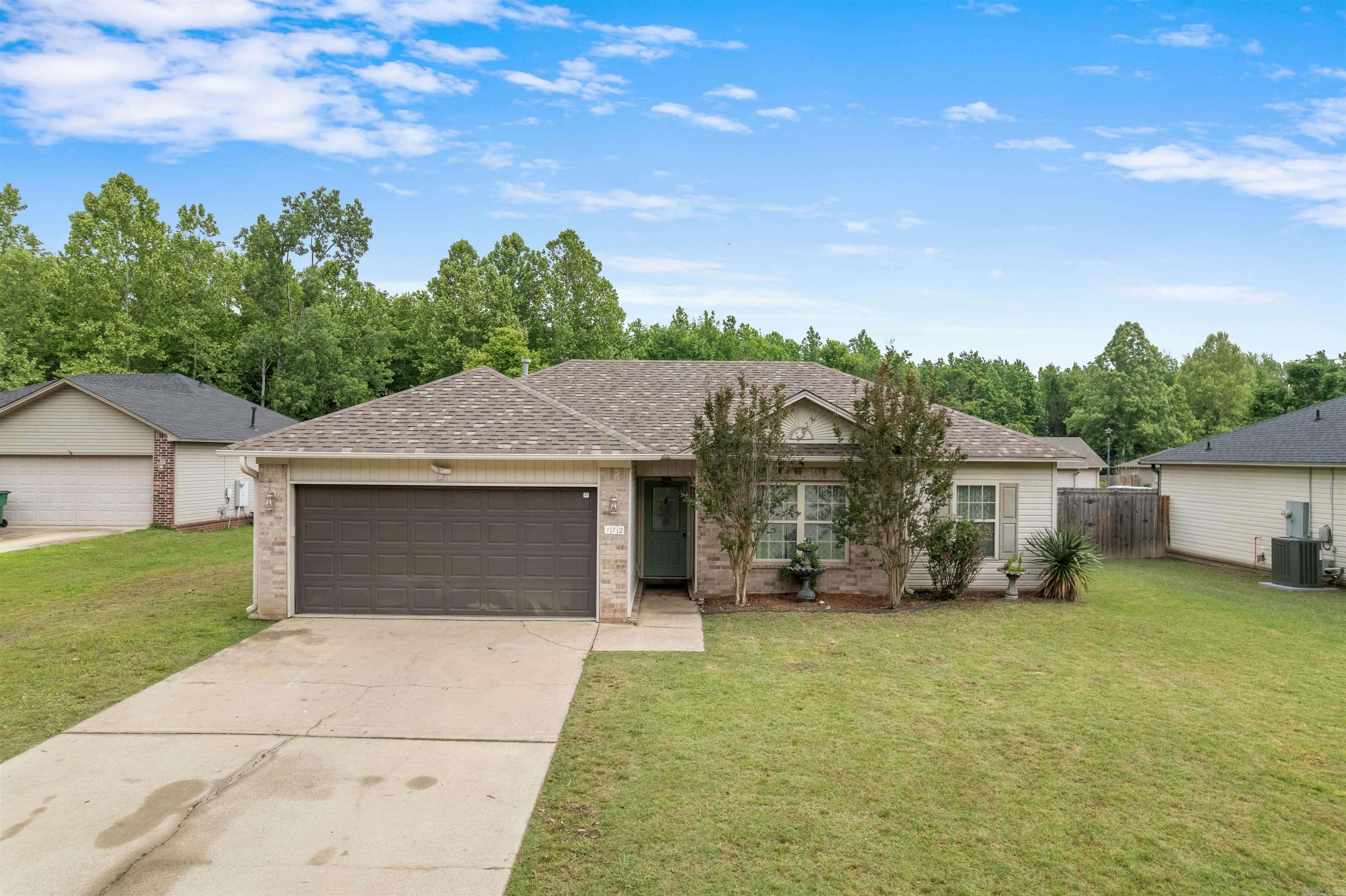 172 Peach  Austin, AR