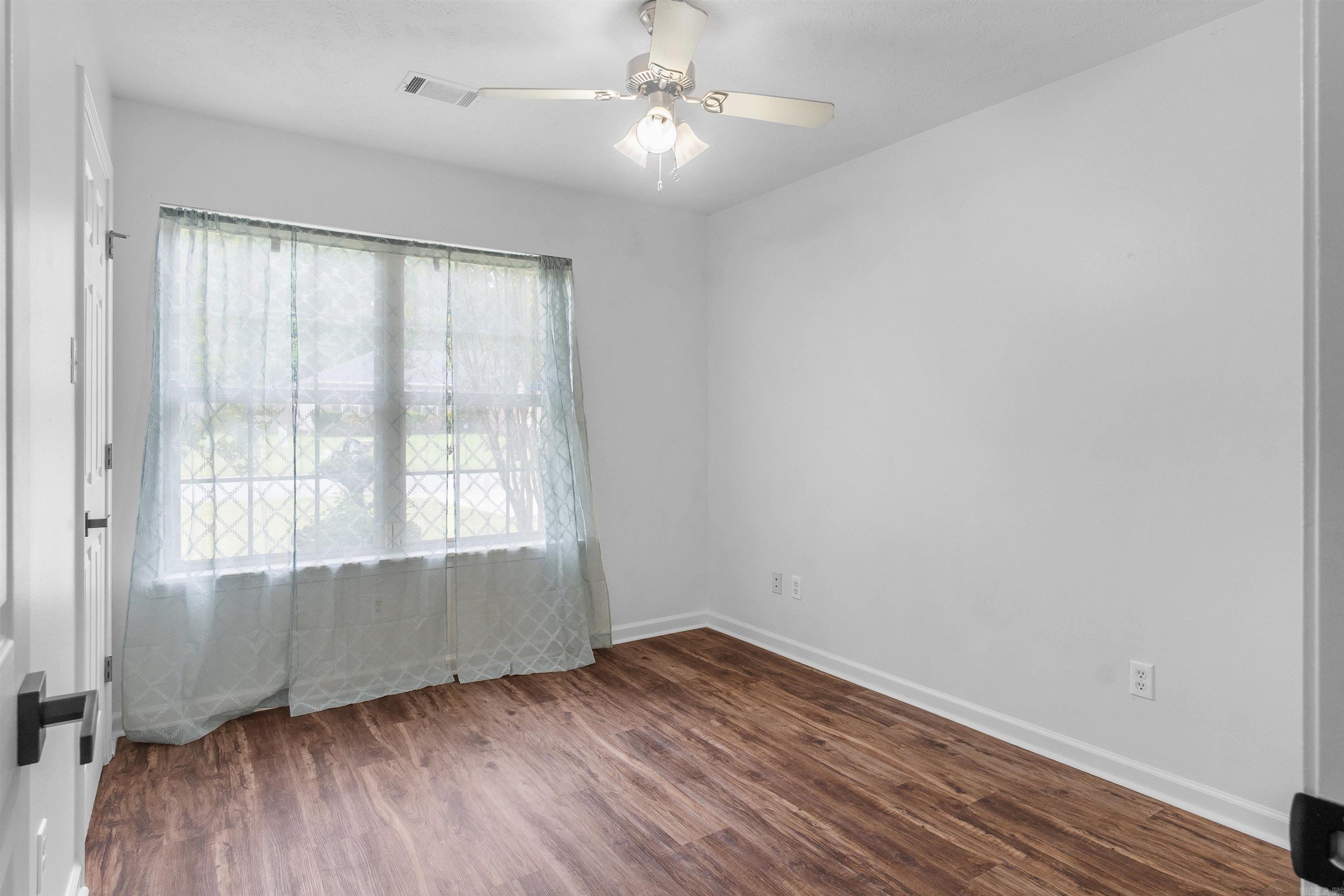 172 Peach  Austin, AR
