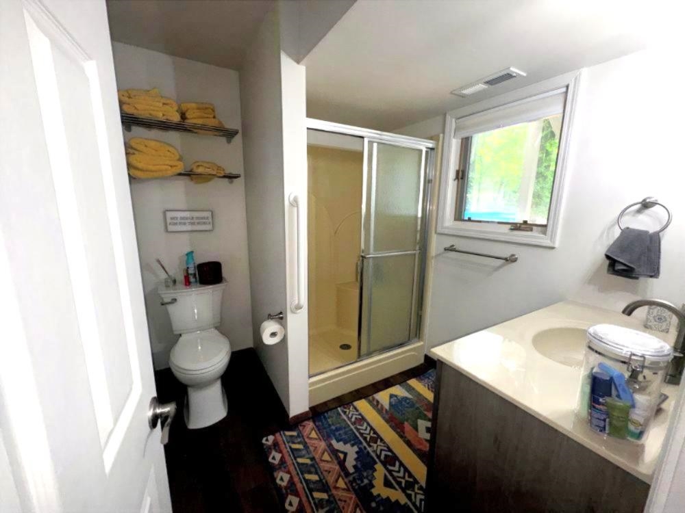 14 Winnebago  Cherokee Village, AR
