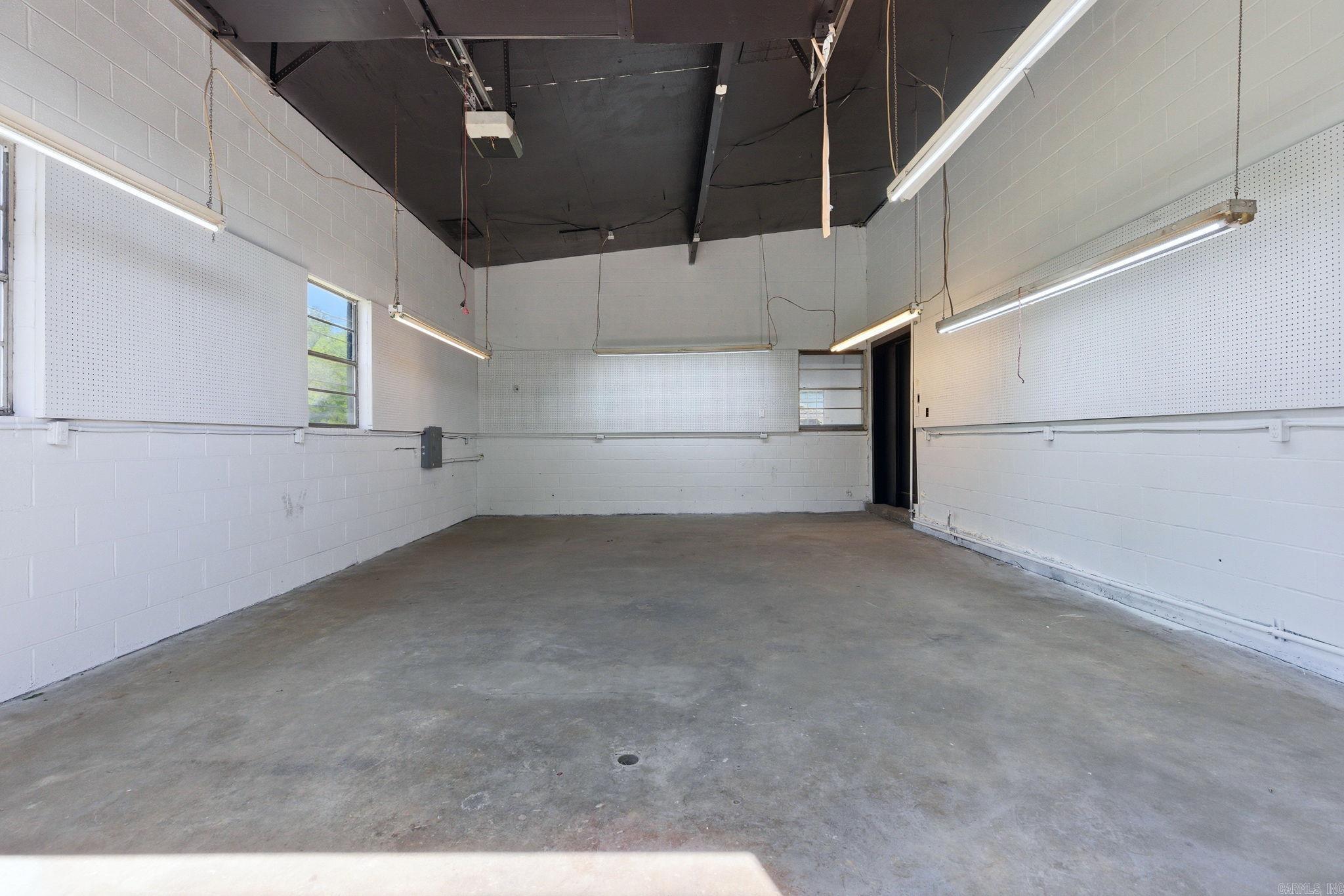 702 DeWitt Henry  Beebe, AR