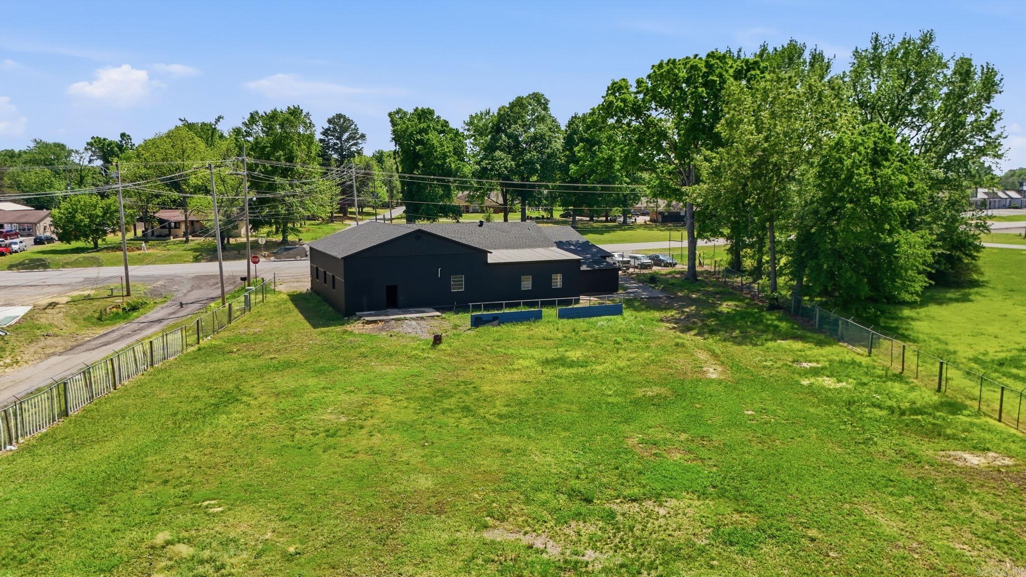 702 DeWitt Henry  Beebe, AR