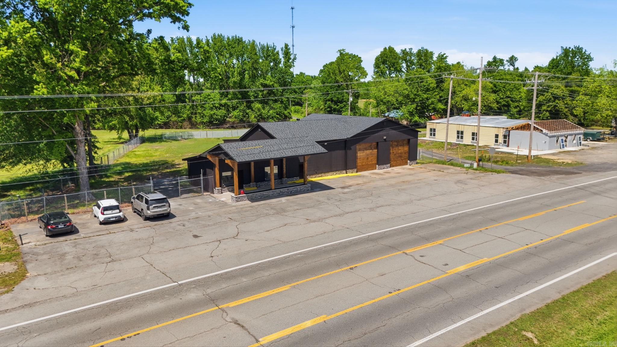 702 DeWitt Henry  Beebe, AR