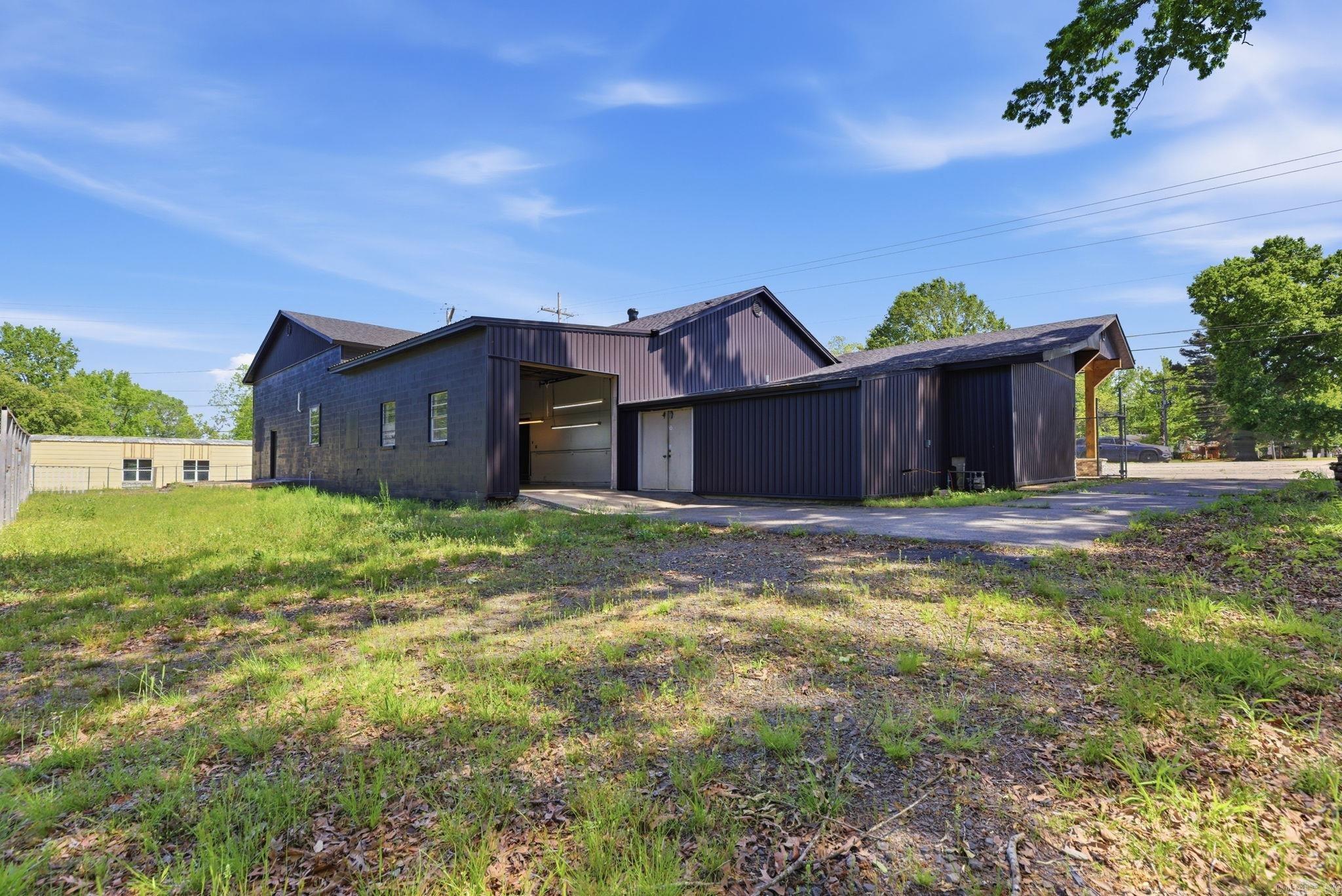 702 DeWitt Henry  Beebe, AR
