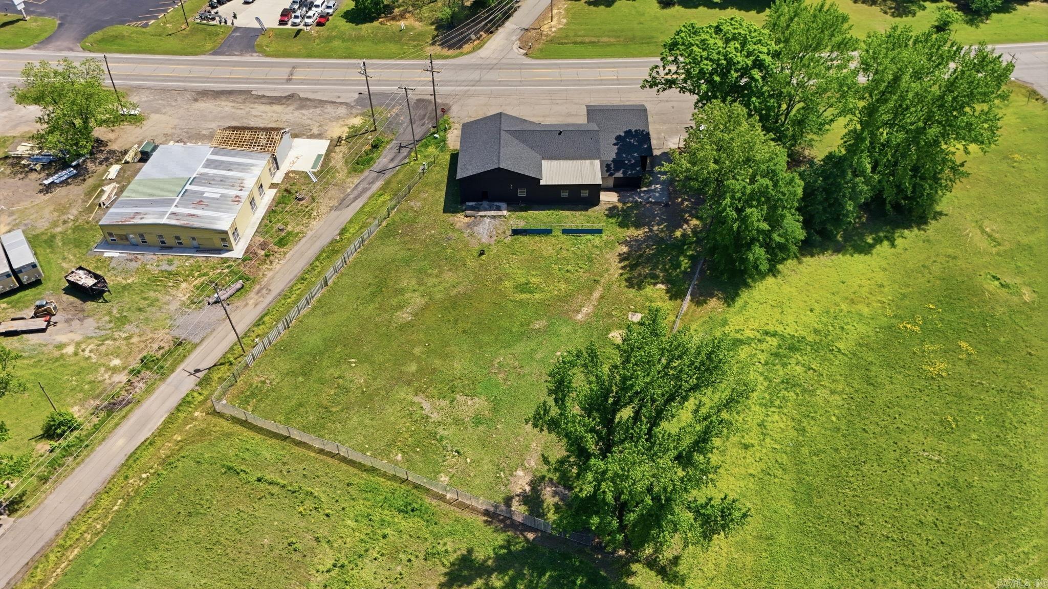 702 DeWitt Henry  Beebe, AR