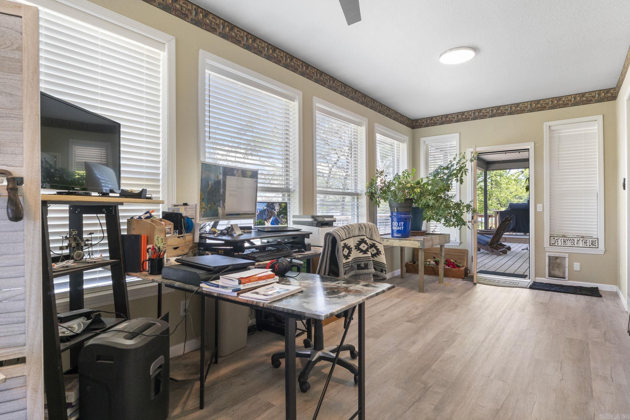 47 Lakeview  Houston, AR