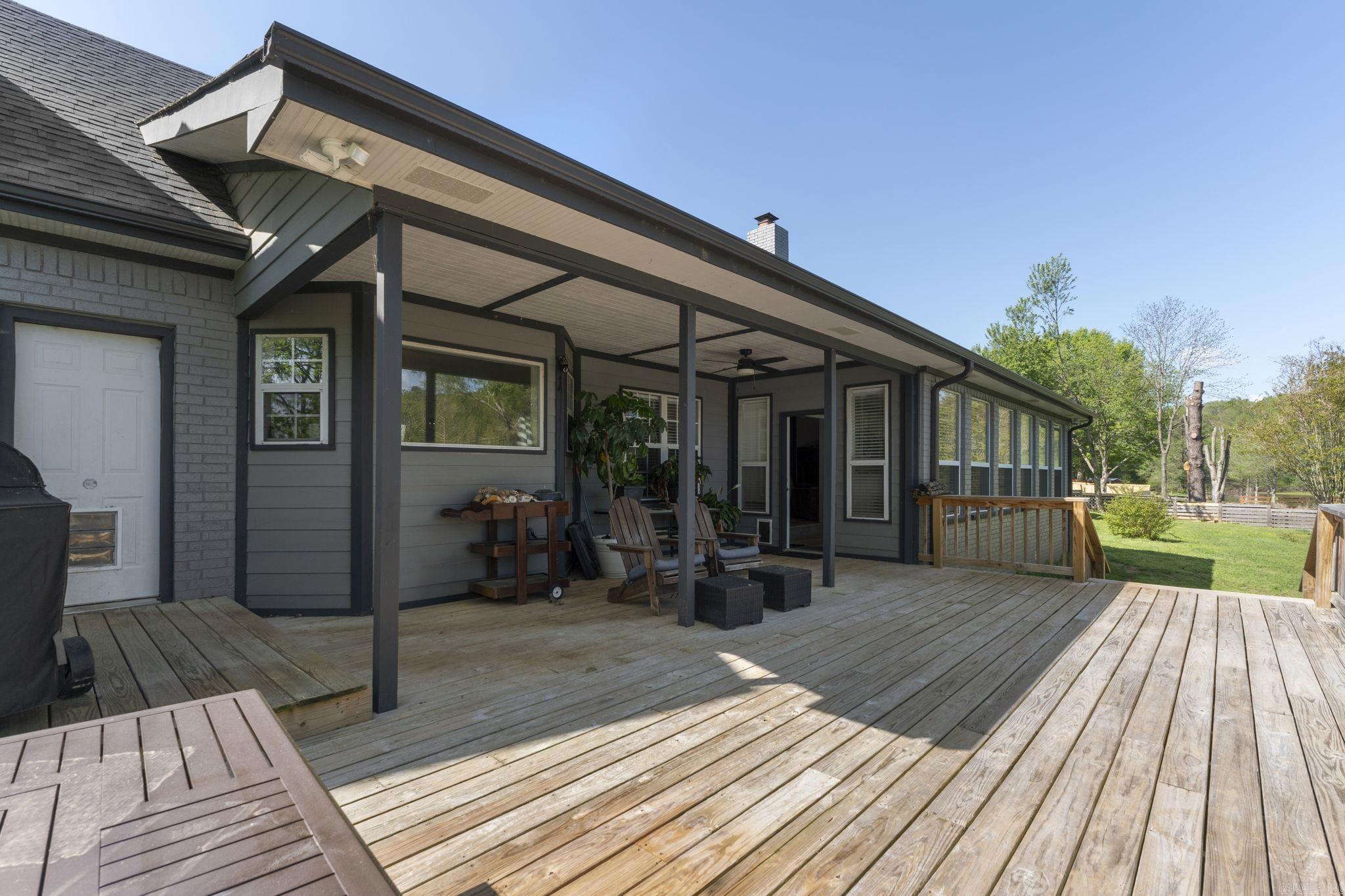 47 Lakeview  Houston, AR