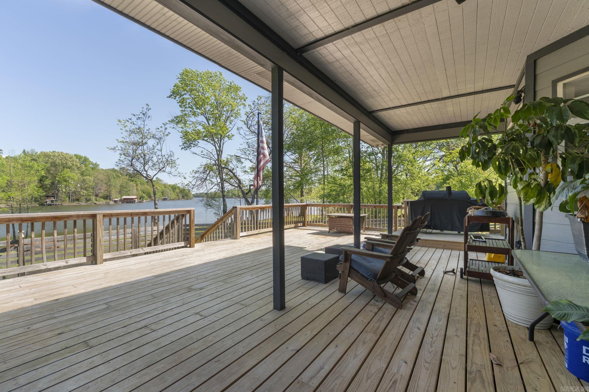 47 Lakeview  Houston, AR