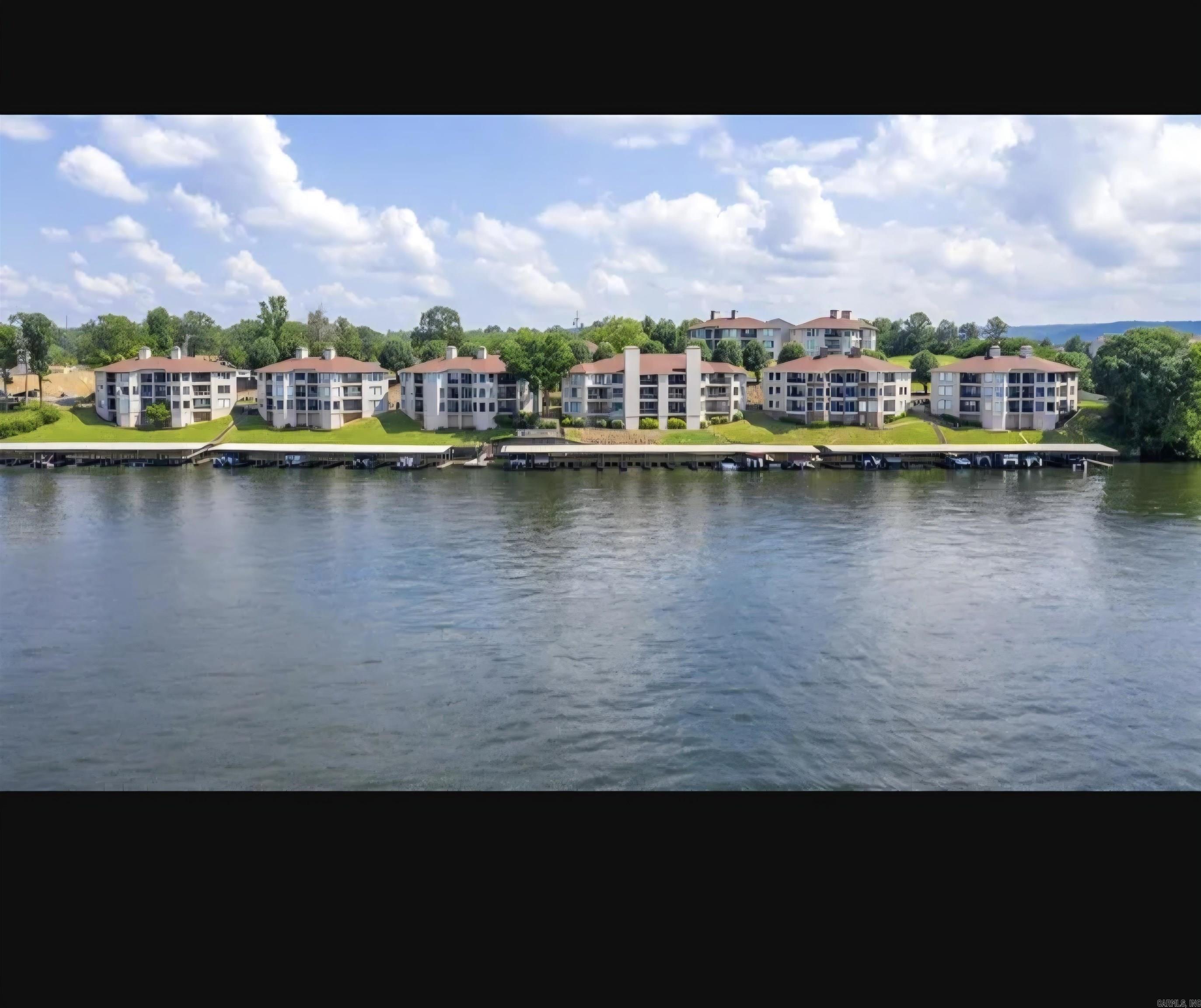 101 Long Island  Hot Springs, AR