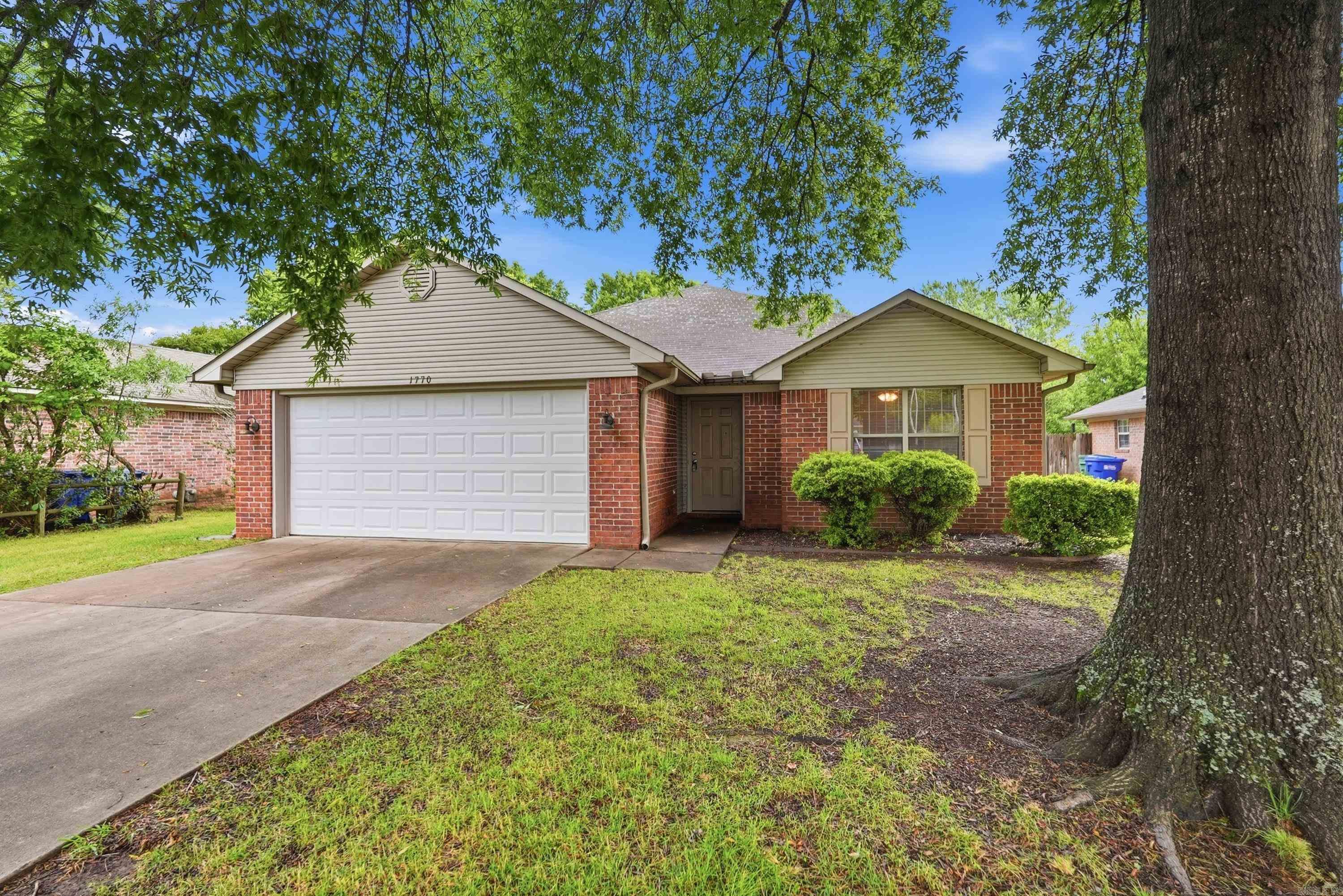 1770 Monaco Dr  Conway, AR