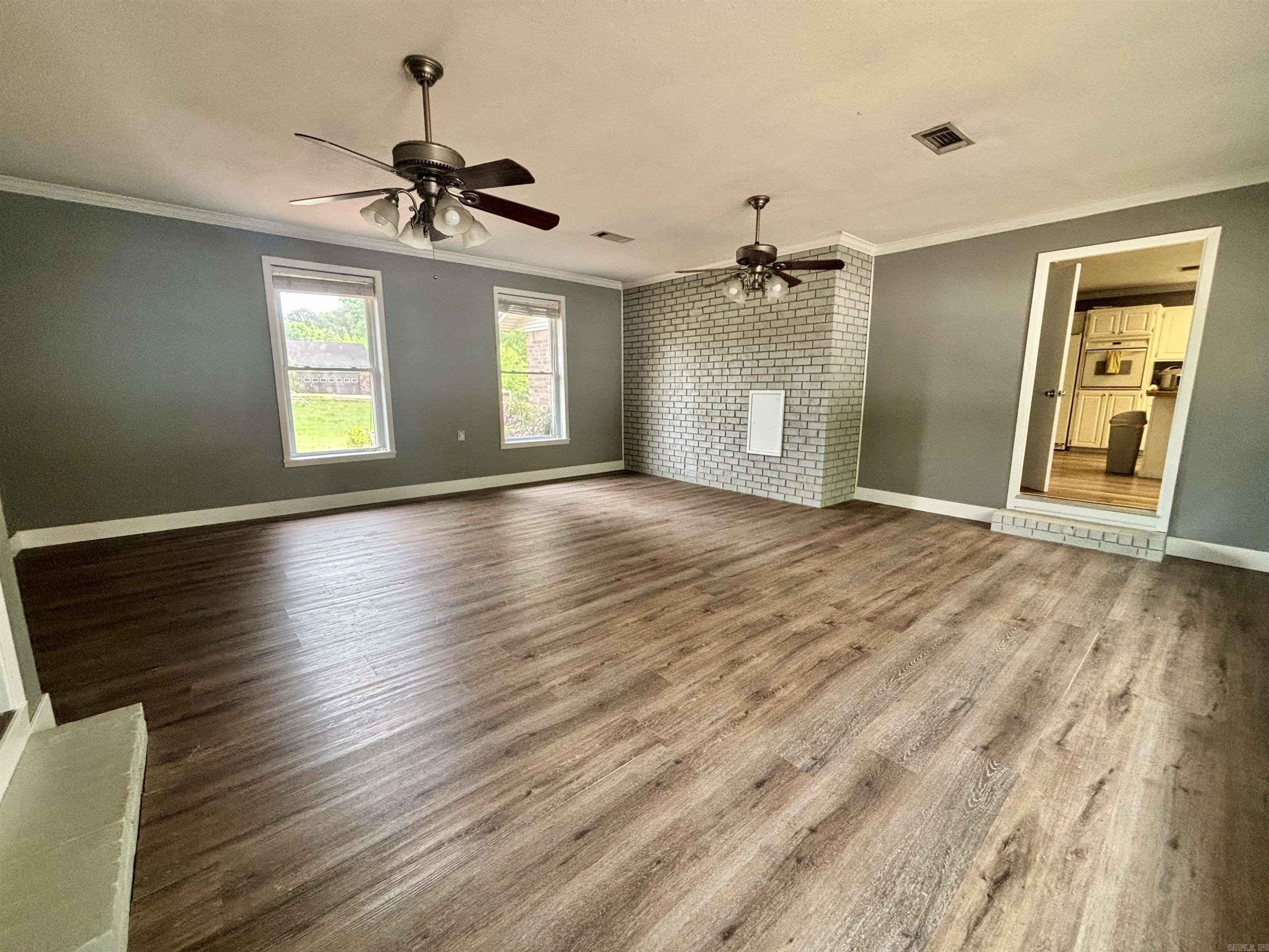102 Club House Drive Bald Knob, AR 72010