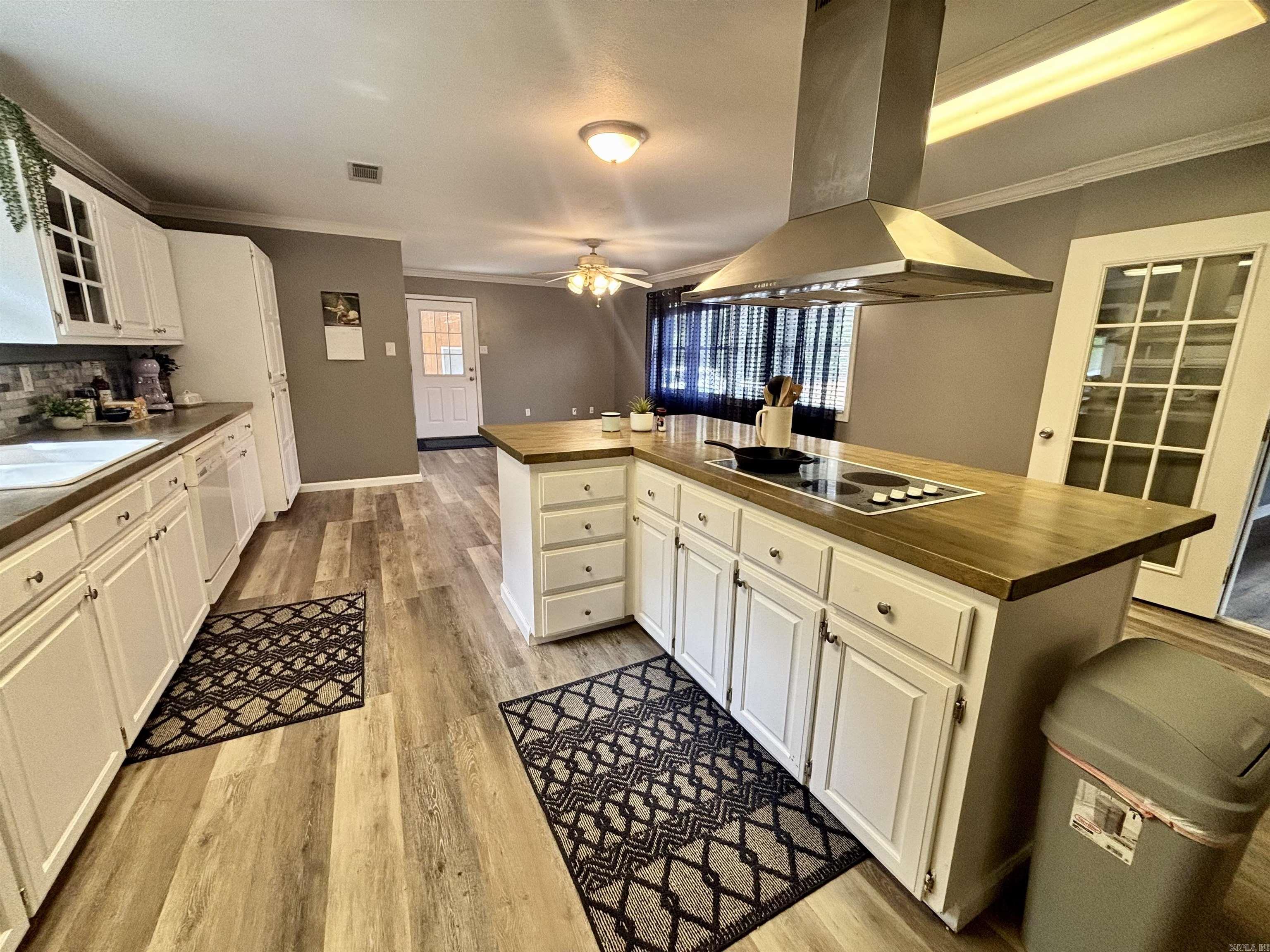 102 Club House Drive Bald Knob, AR 72010