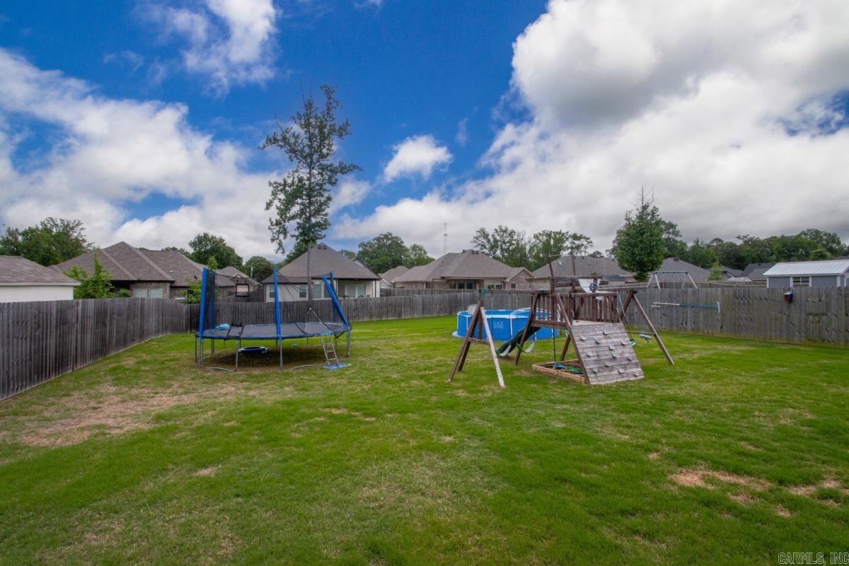 1428 Woolridge Dr  Benton, AR