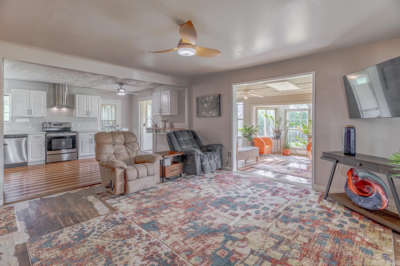 4874 Mountain View Road Mountain View, AR 72560