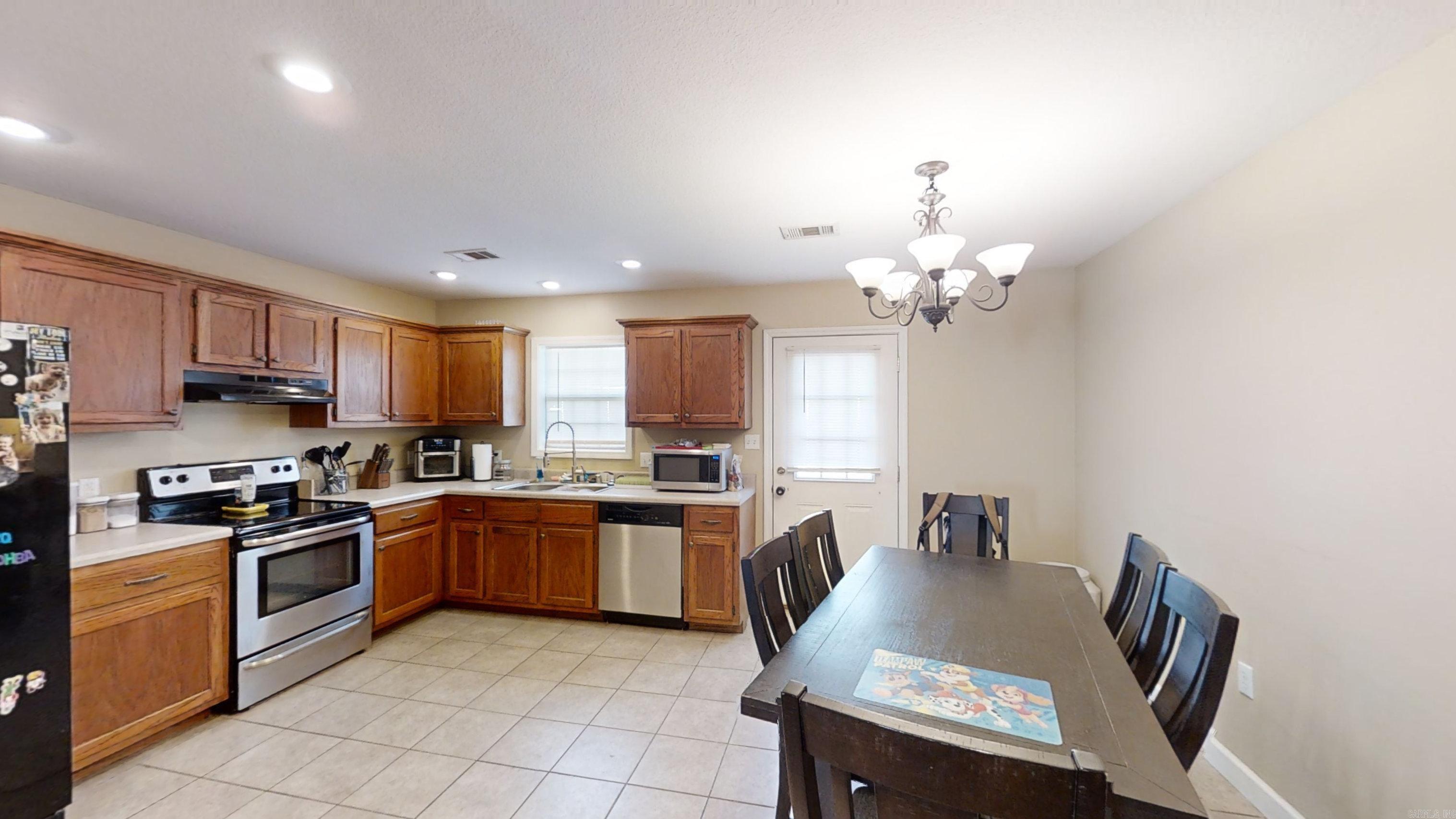 334 Linda  Bono, AR