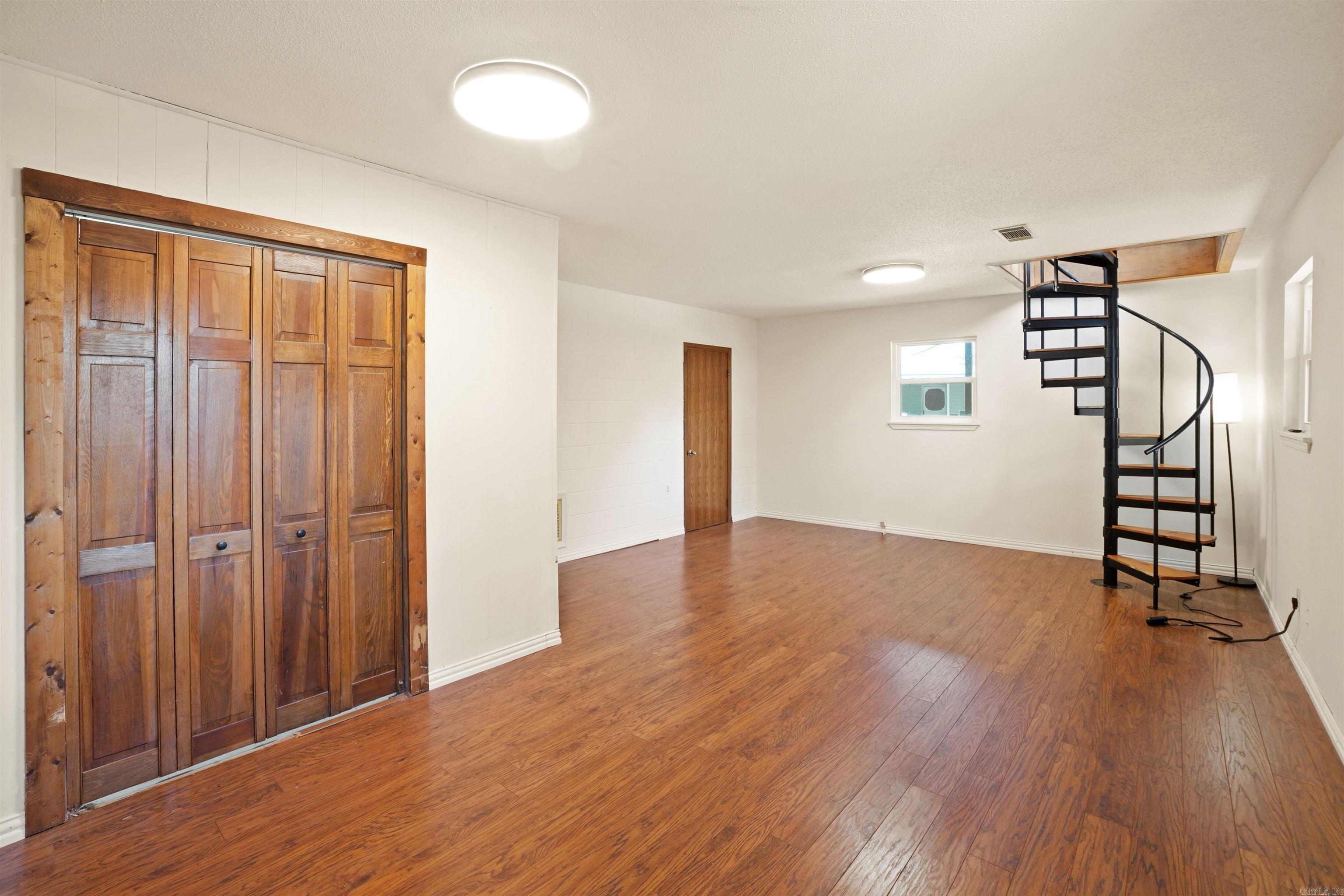 171 Pine Knot  Fairfield Bay, AR