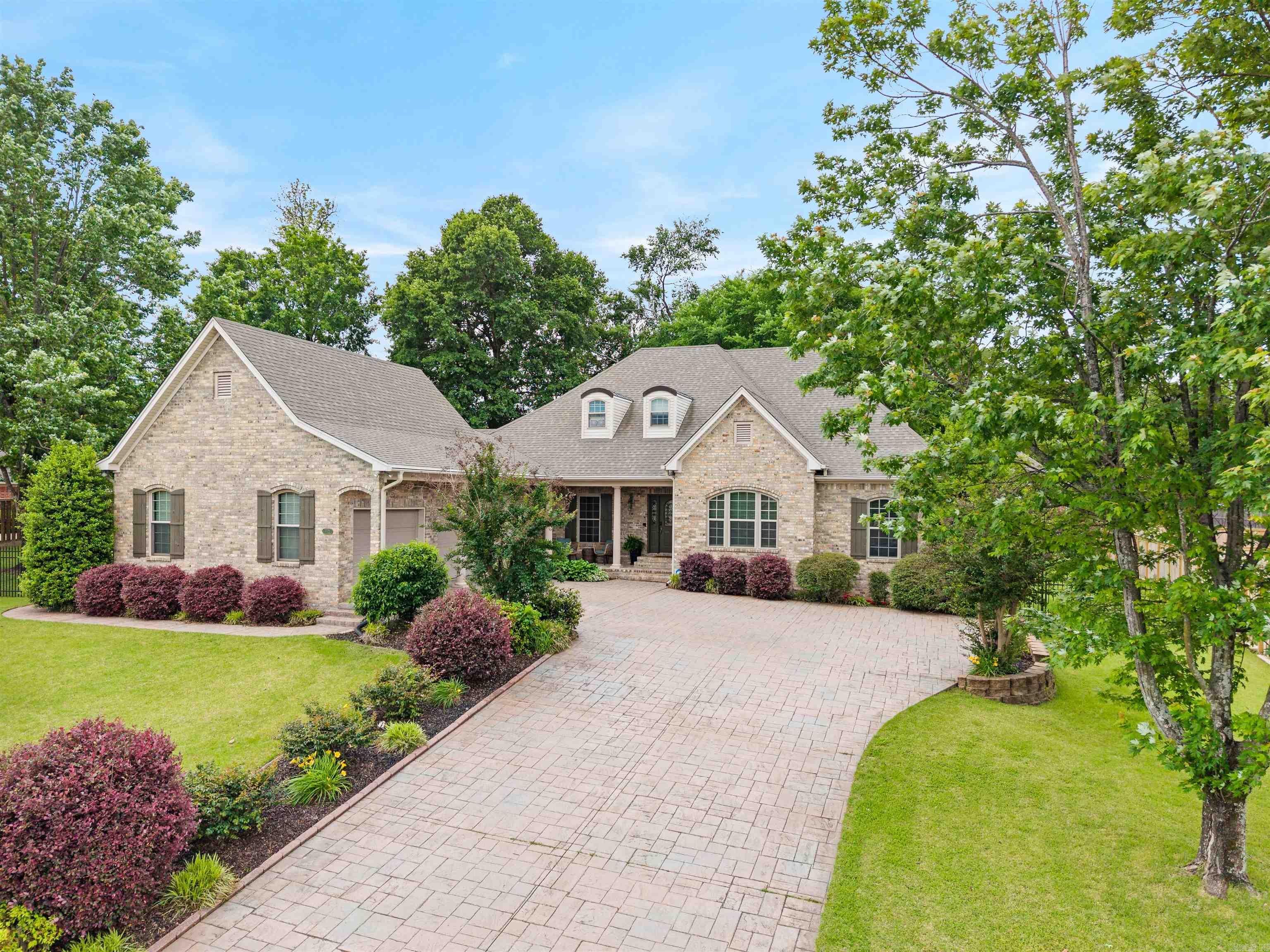 5721 Riviera  Benton, AR