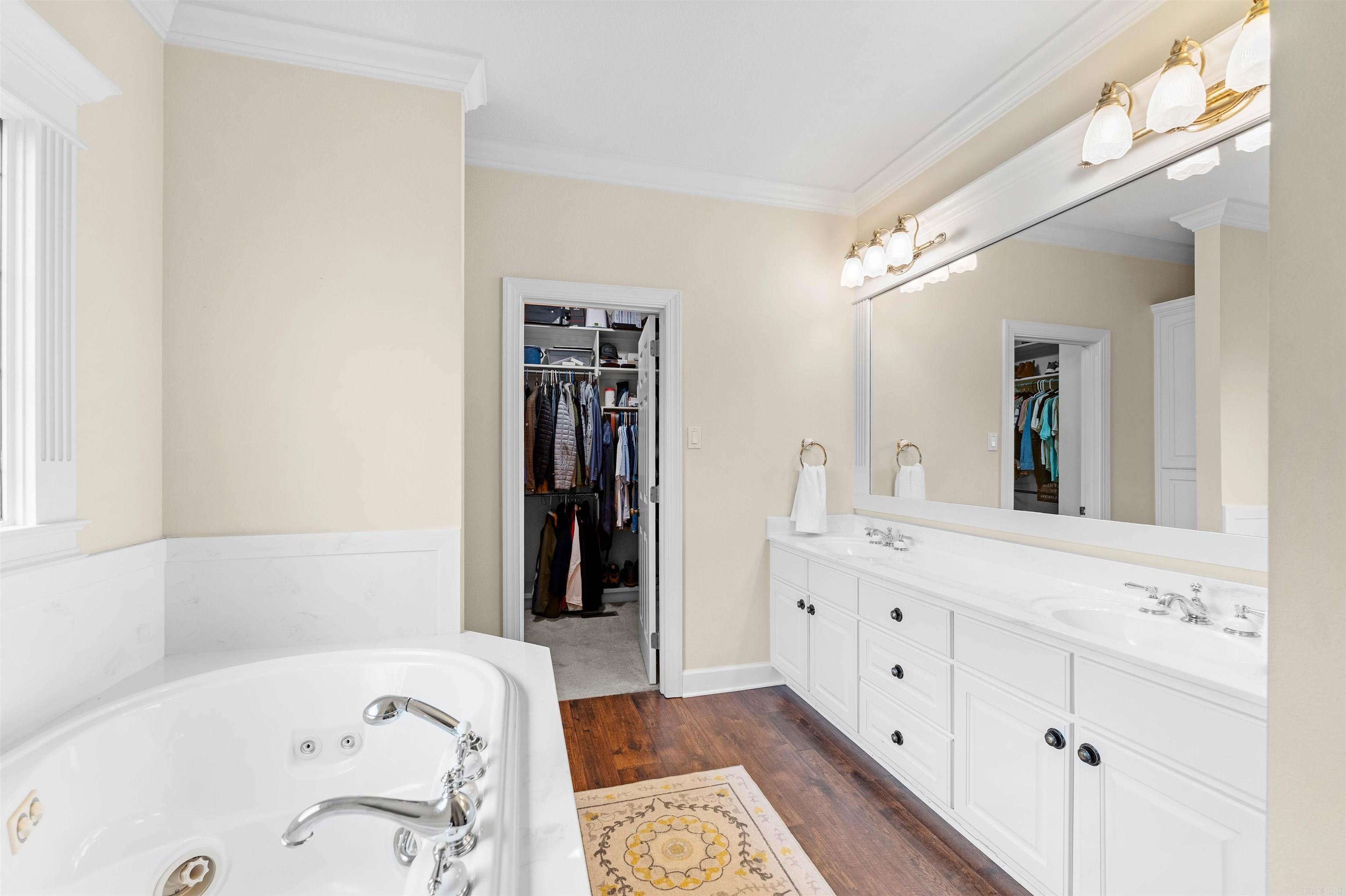 5721 Riviera  Benton, AR