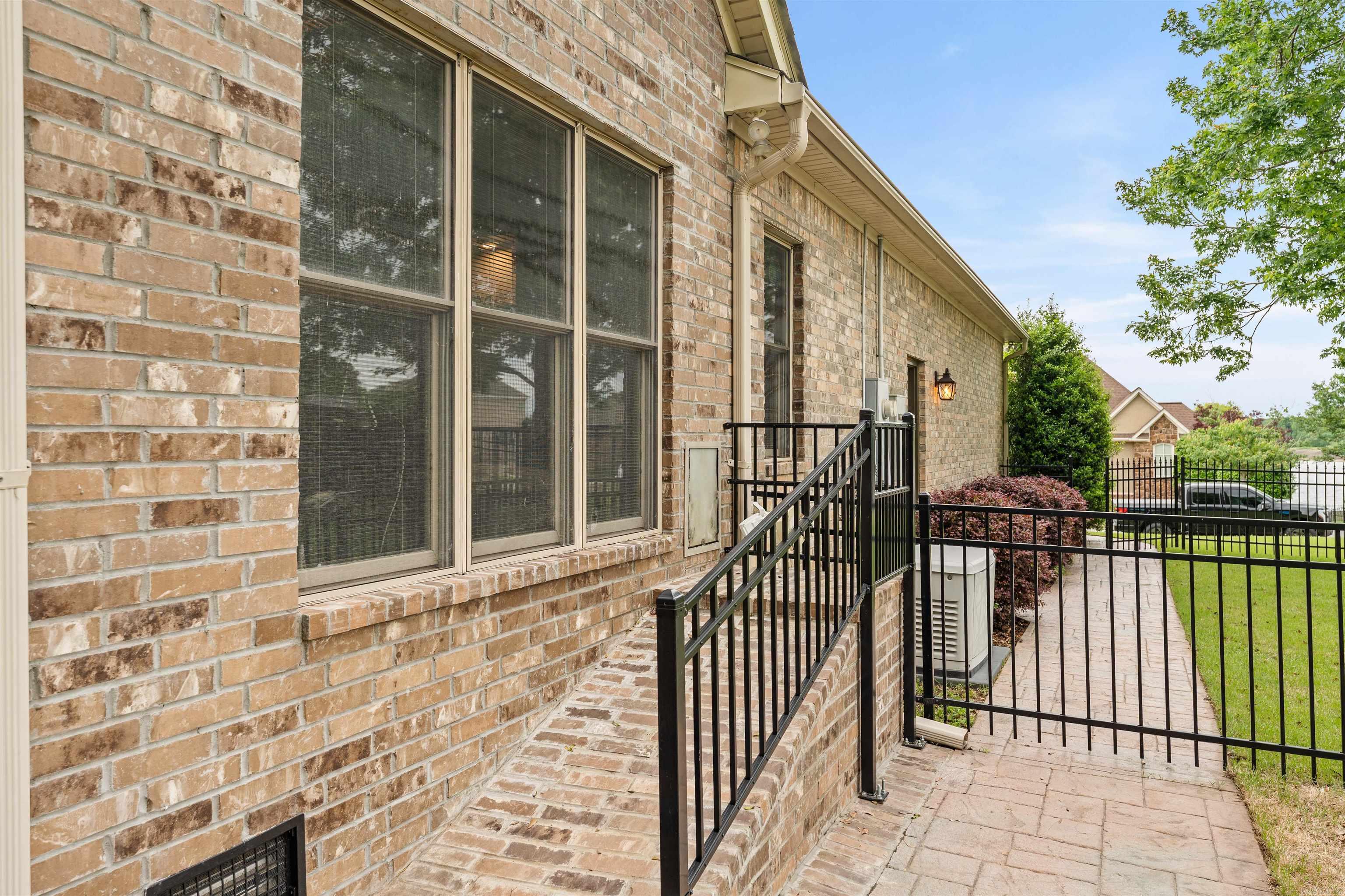 5721 Riviera  Benton, AR