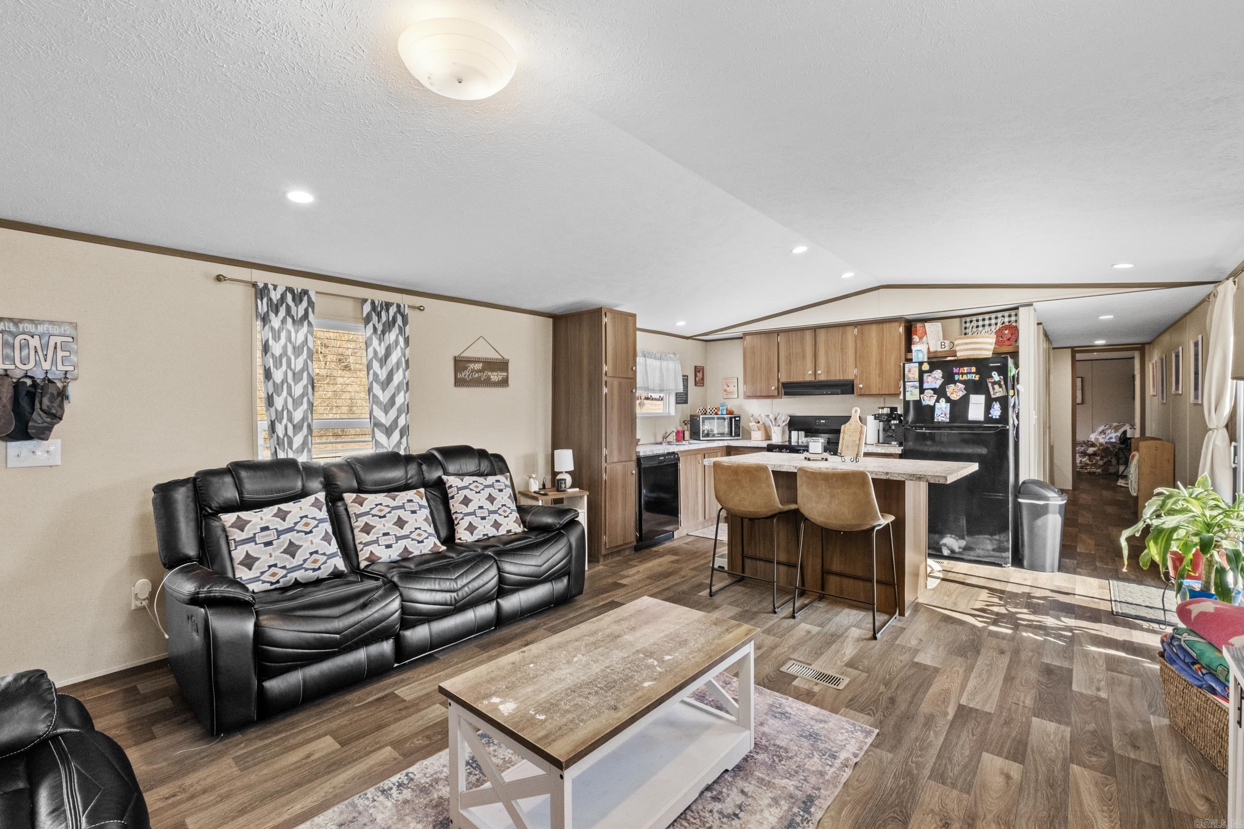 127 Wallis  Bald Knob, AR