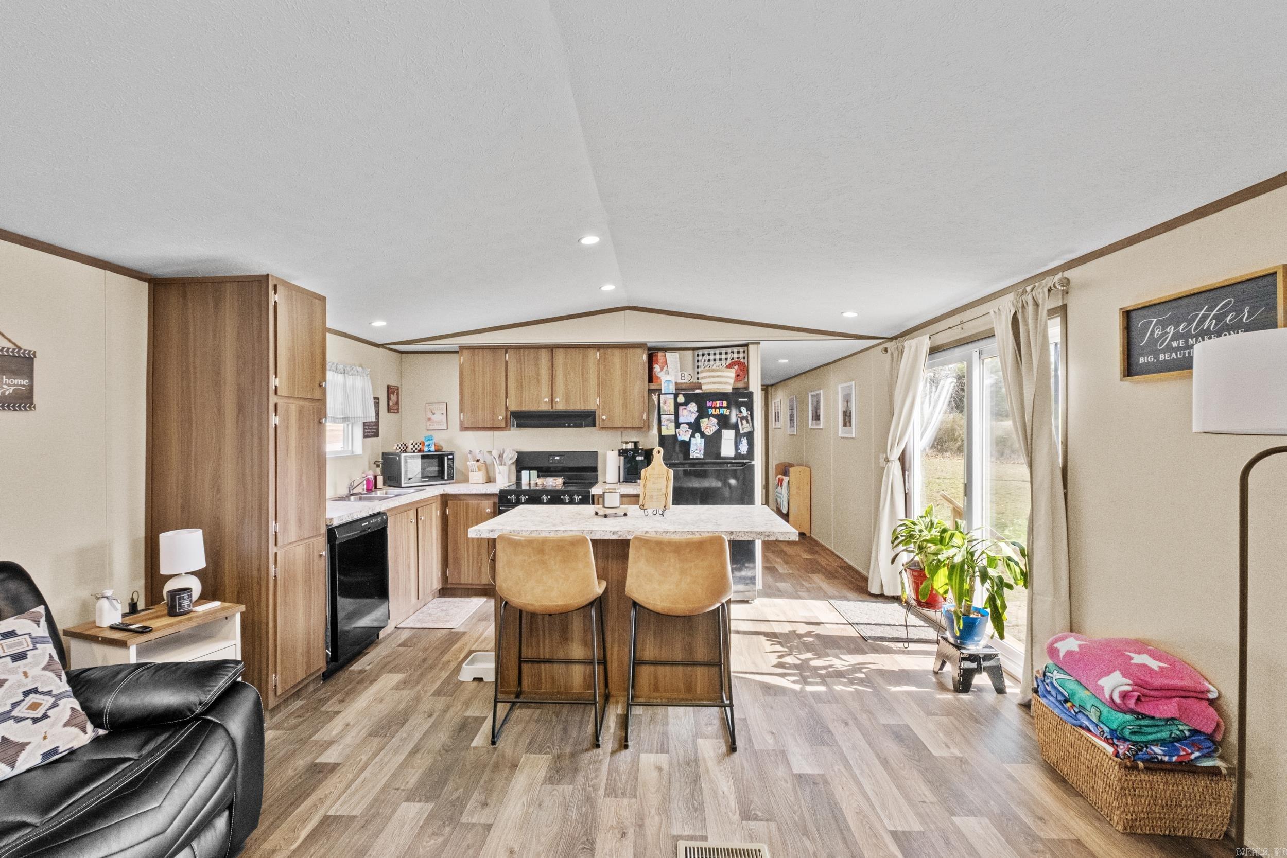 127 Wallis  Bald Knob, AR