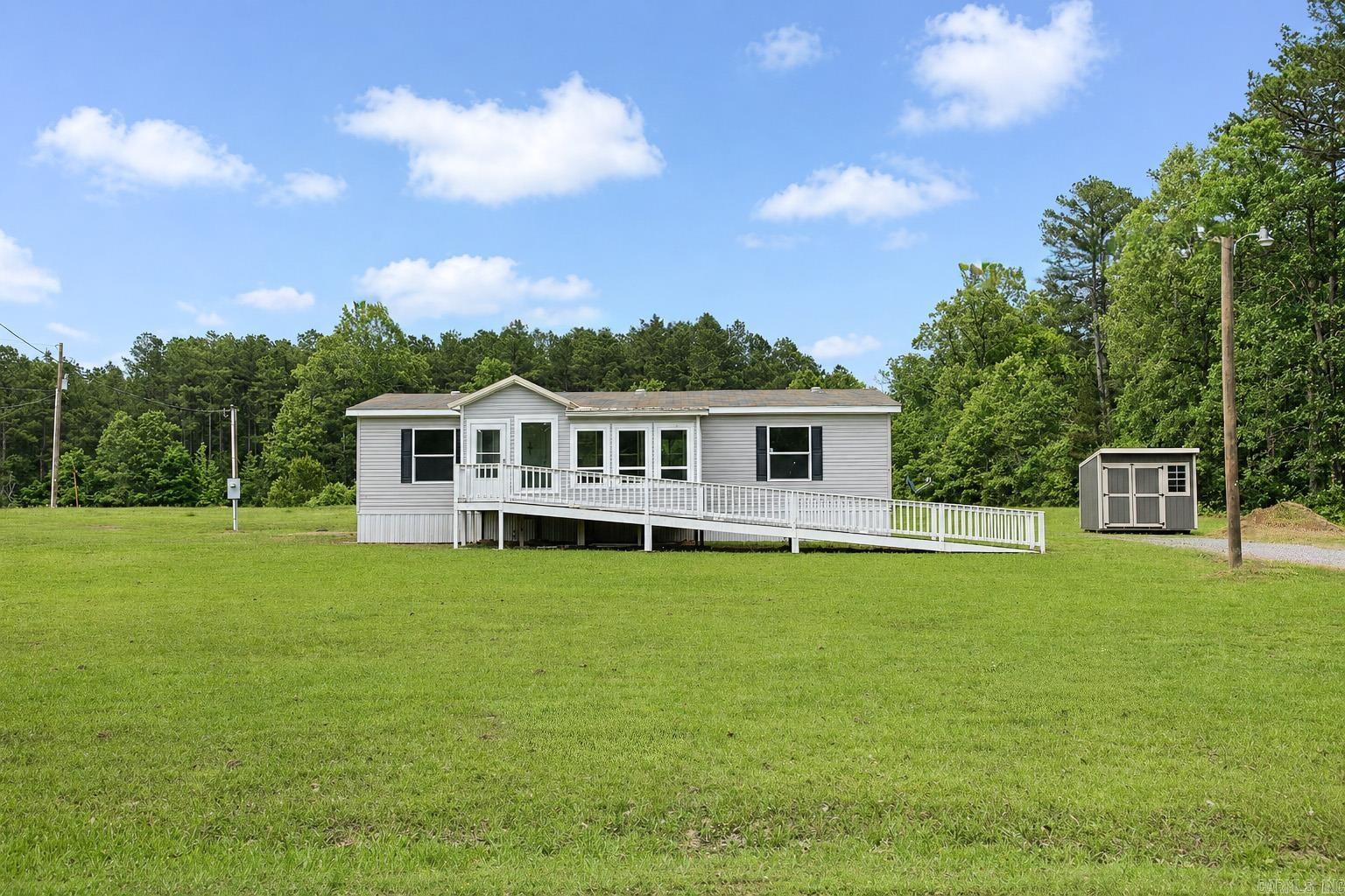 6601 Camden Cutoff  Pine Bluff, AR