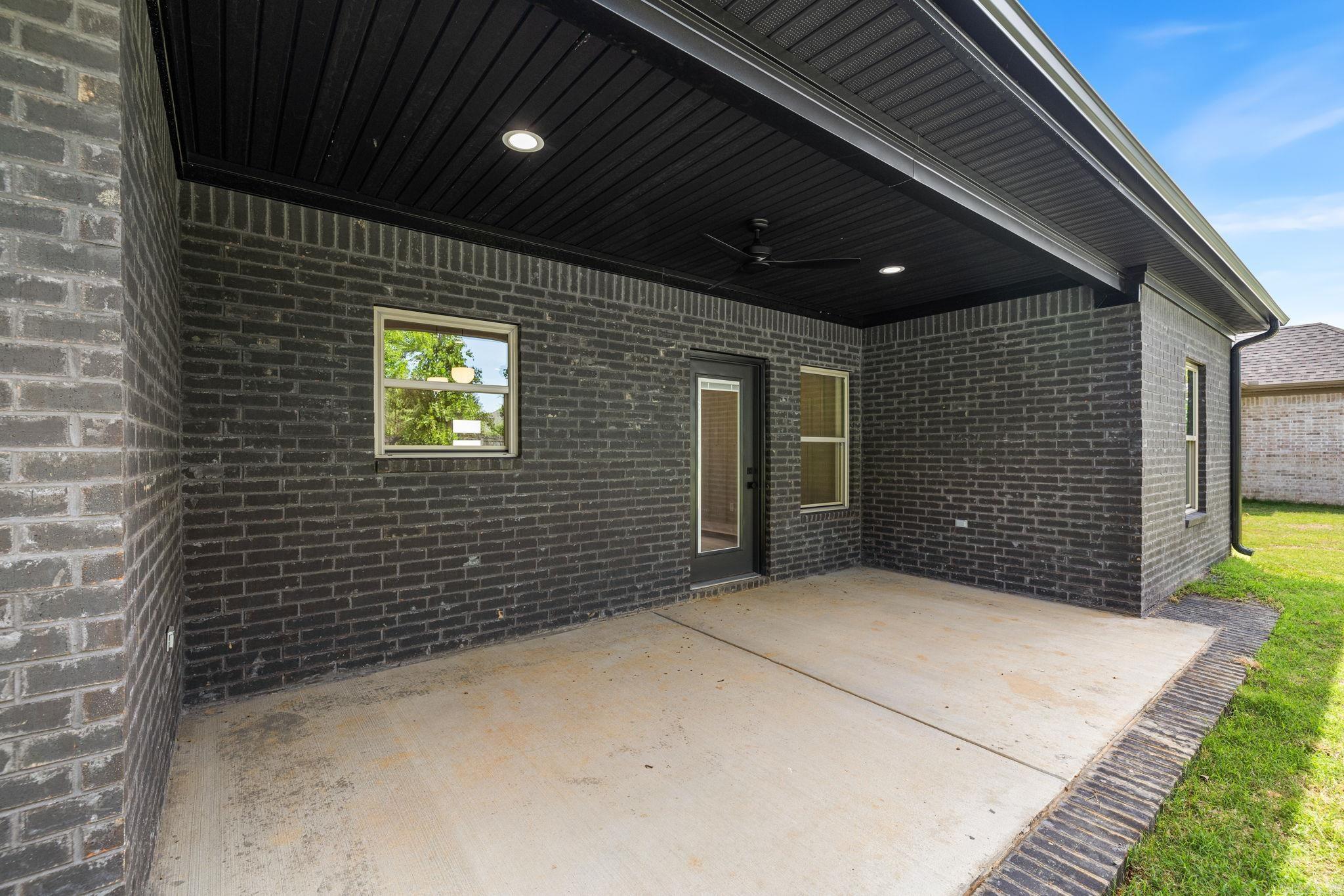 744 Grand Valley  Austin, AR