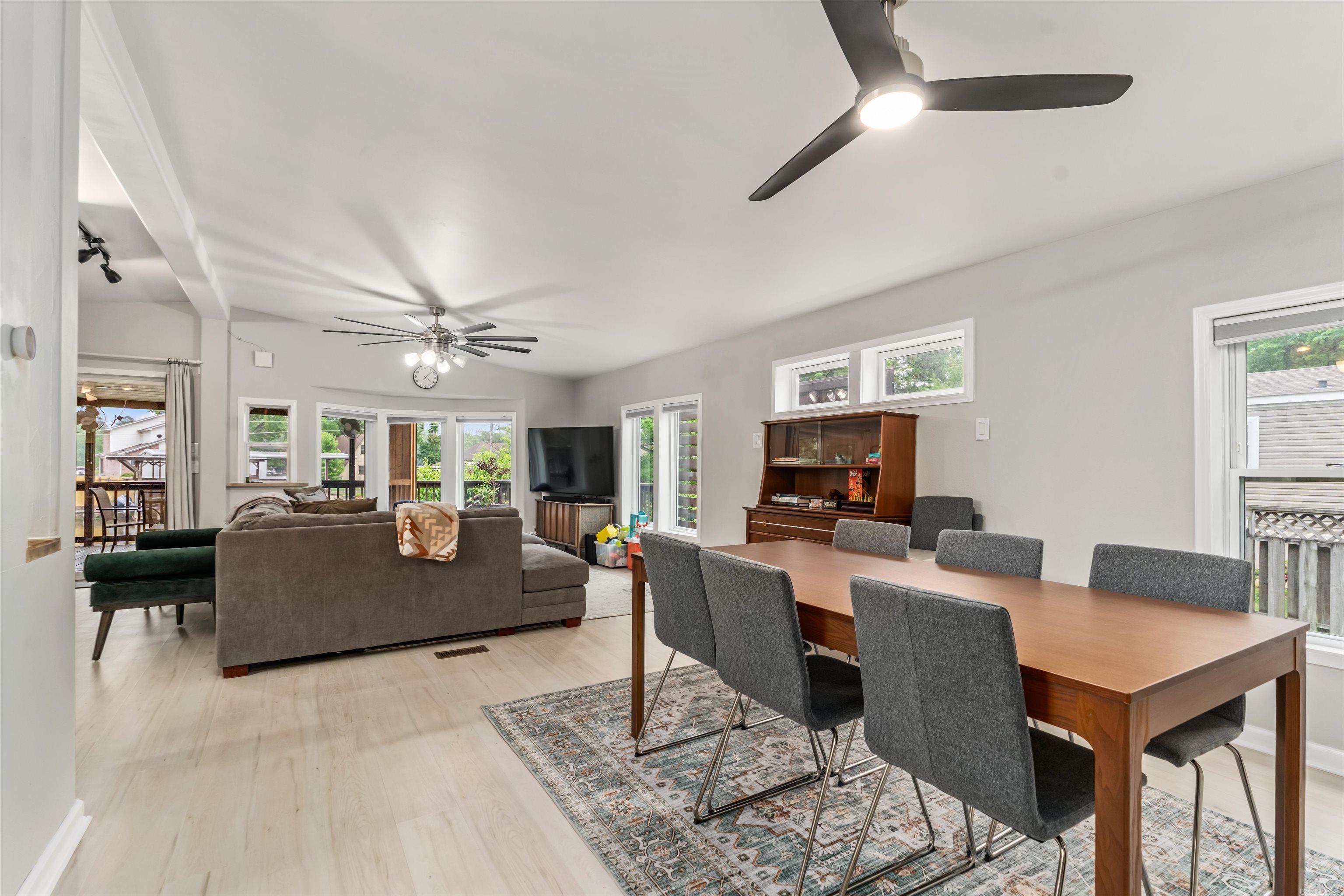112 Quaker  Royal, AR