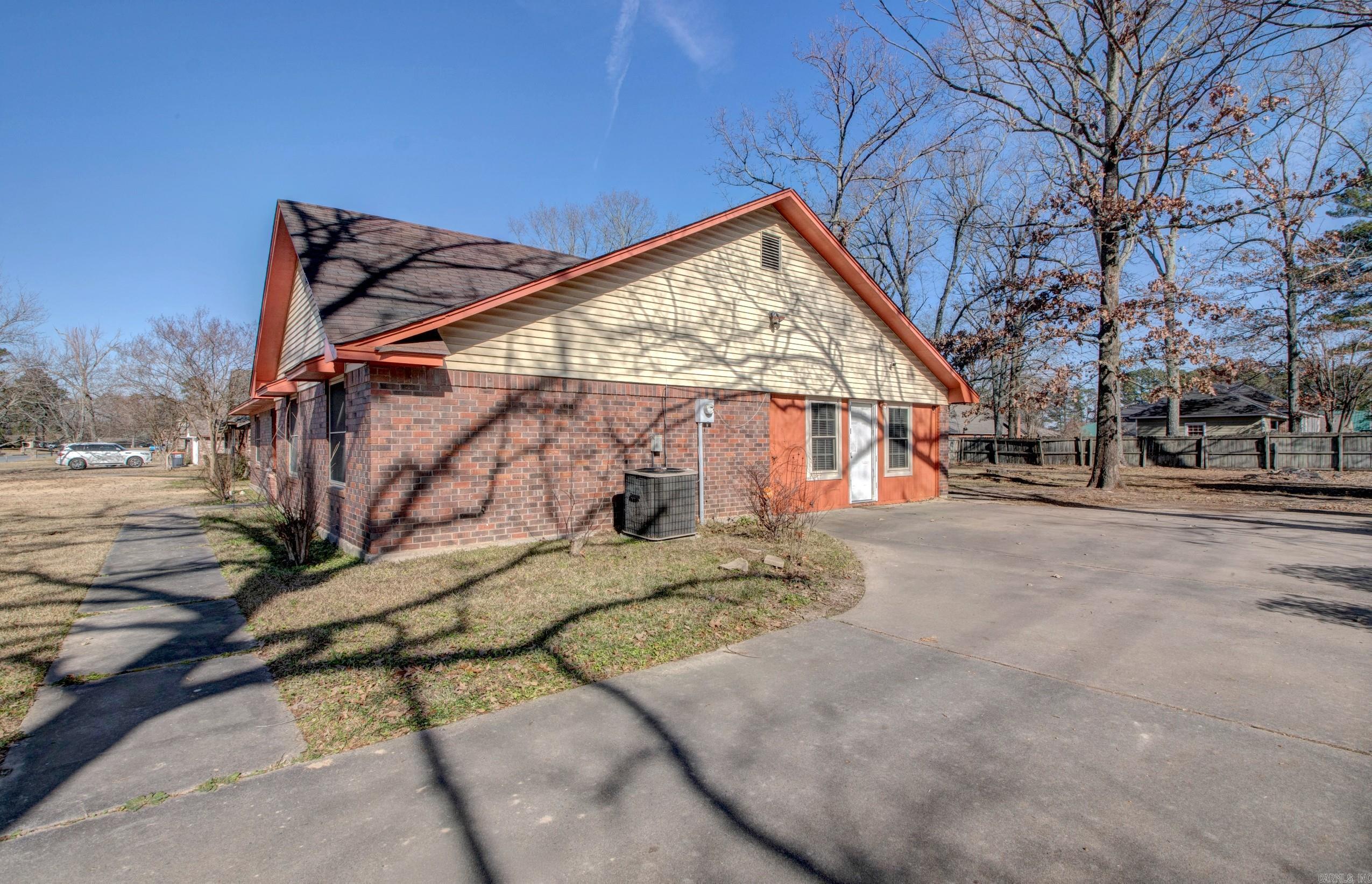 6009 S Cedar  Pine Bluff, AR