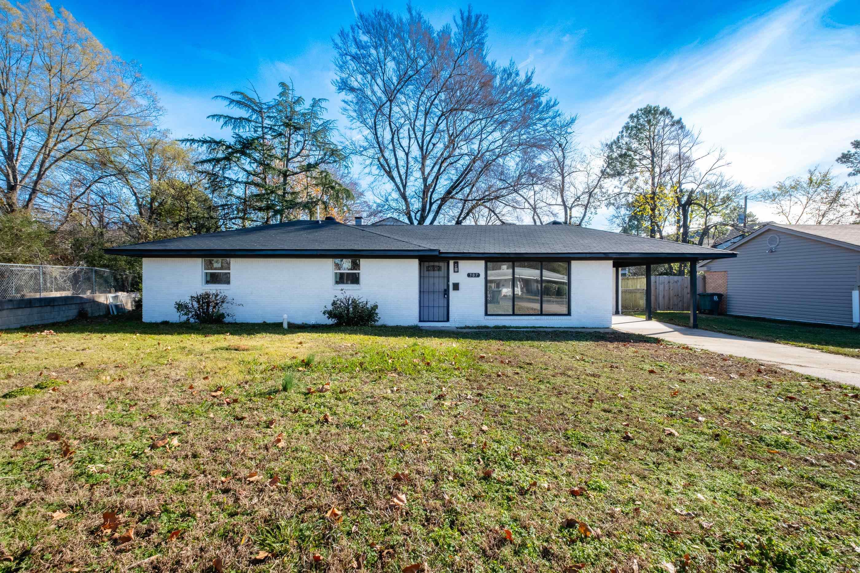 307 Sunnymeade Dr  Little Rock, AR