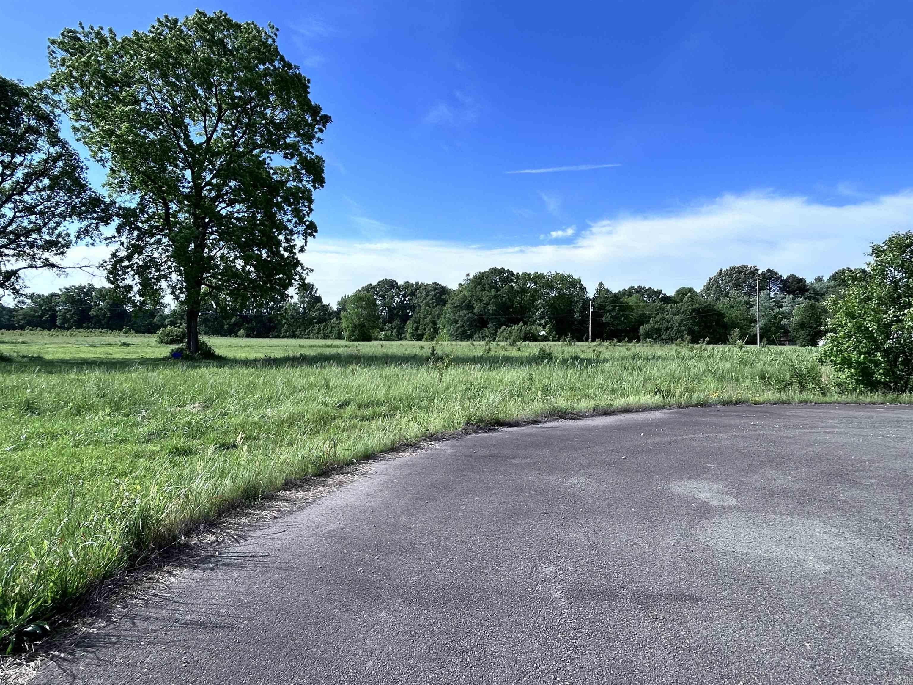 210 S Apple Tree  Beebe, AR