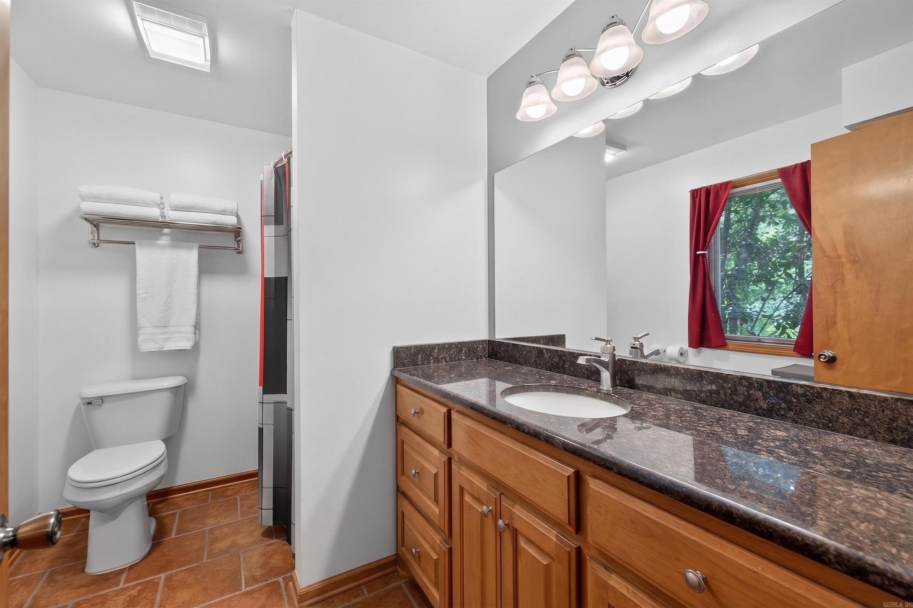 67 Zarmora Way Hot Springs Village, AR 71909