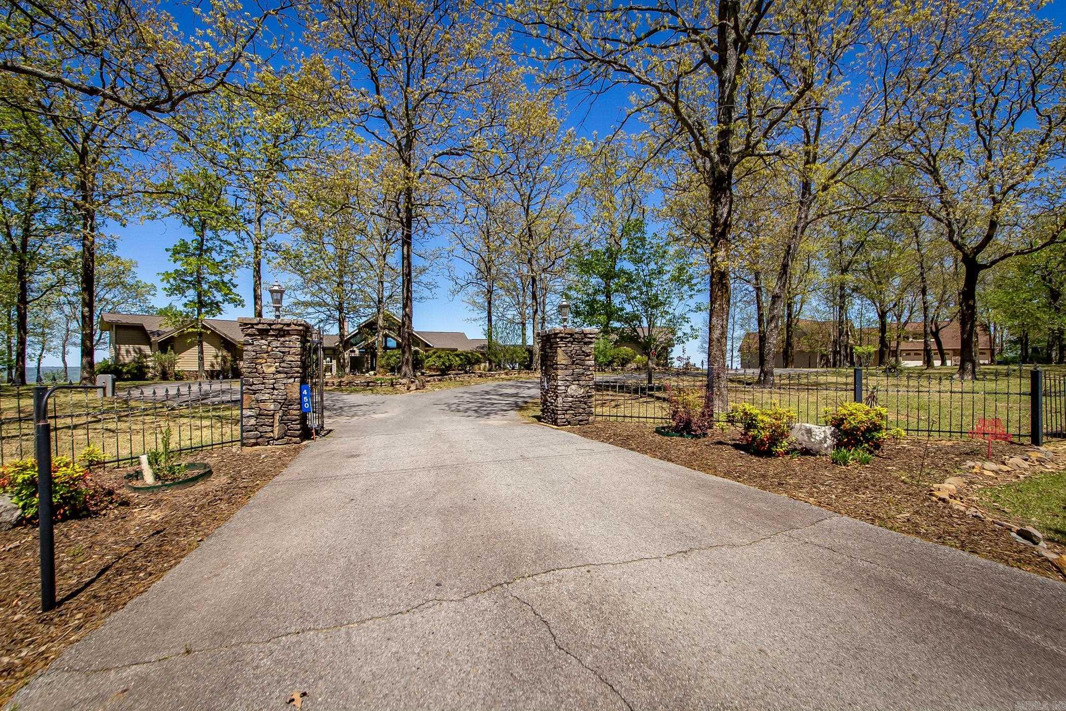 450 Cliffview  Quitman, AR